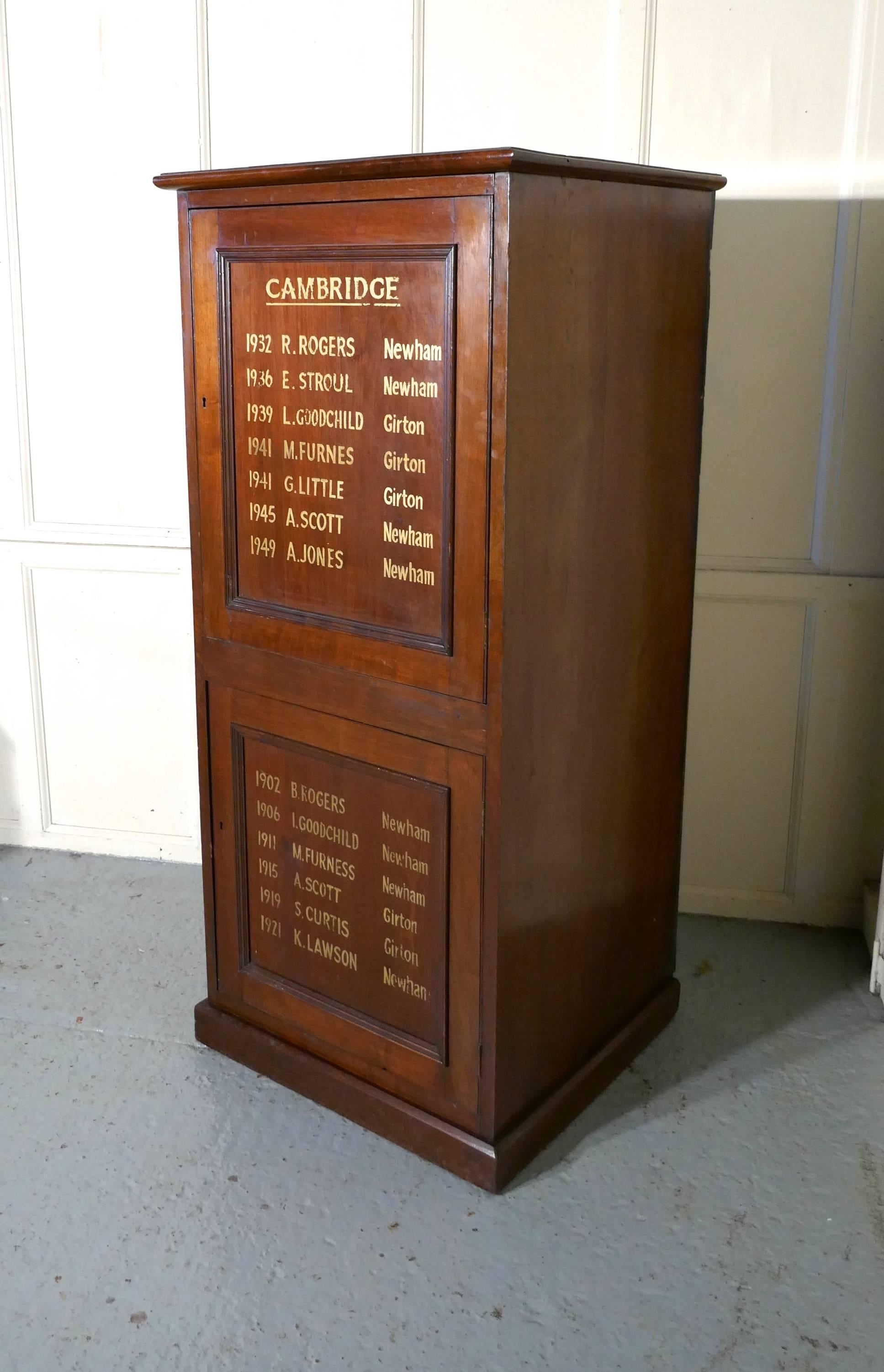 Girton and Newham Hall Book Cupboard from Cambridge University In Good Condition In Chillerton, Isle of Wight