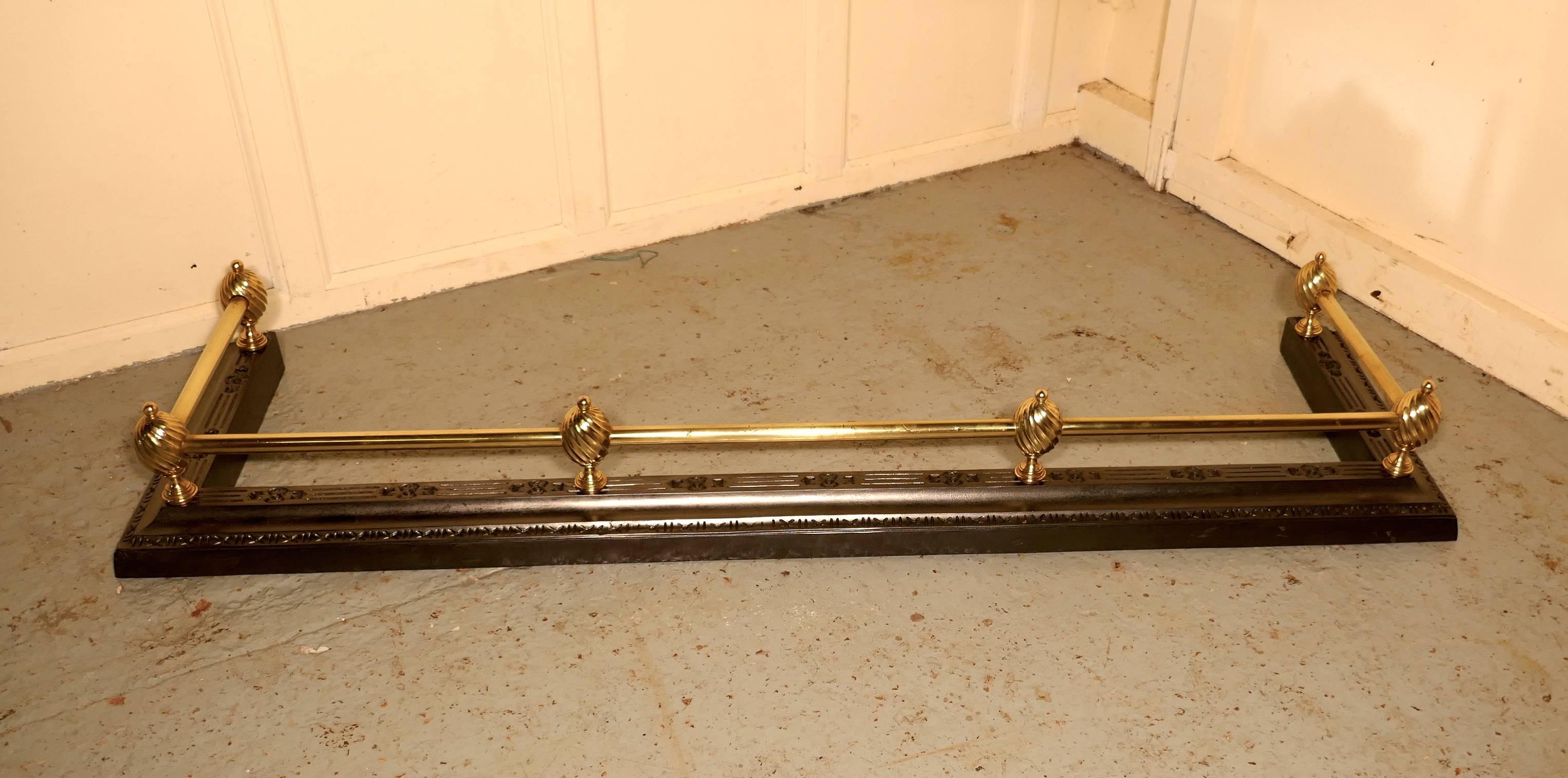 Large Victorian Brass and Polished Steel Fender  2