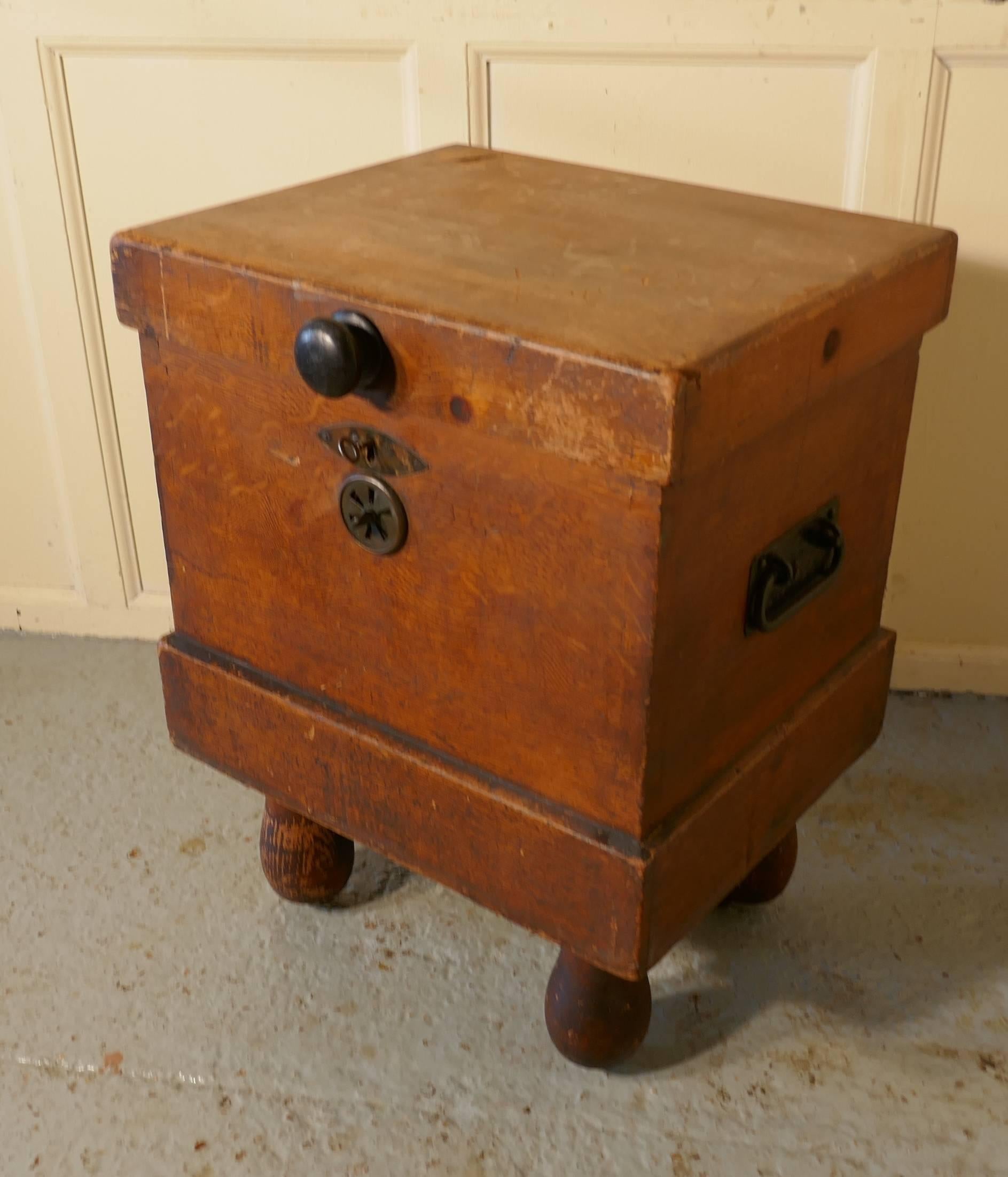Country House Pine Ice Box or Refrigerator from around 1890

A great find, the ice box is in the form a square chest, it stands on chastered legs, this allows the drain hole beneath to be kept clear

A superb piece of Social History, this piece