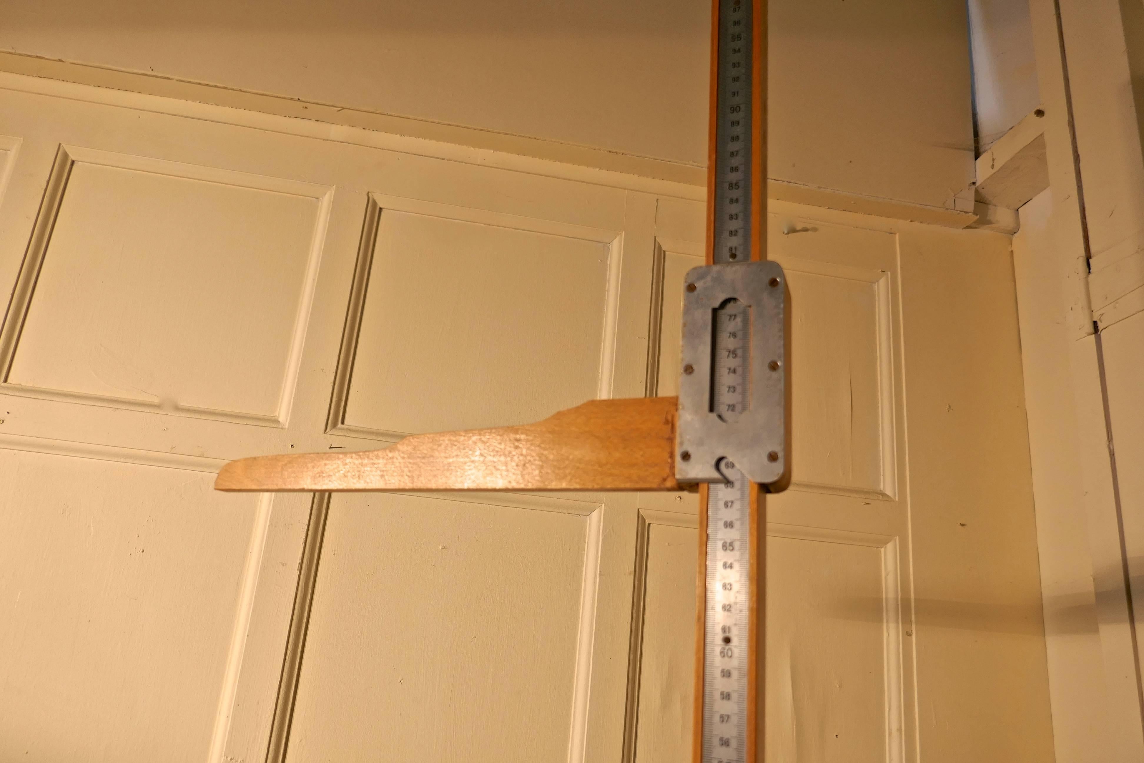 height measuring stand