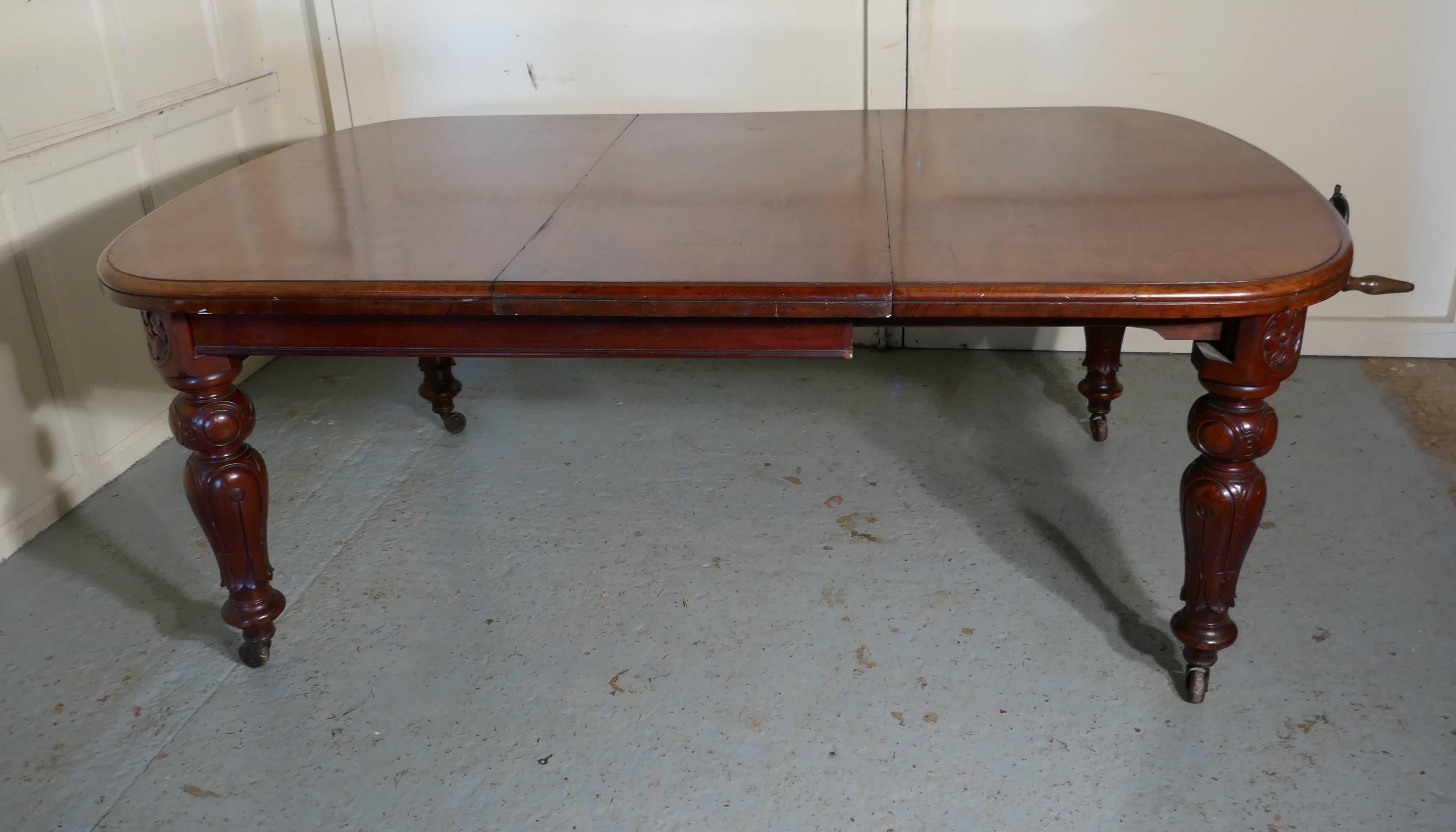 19th Century Early Victorian Mahogany Extending Dining Table, Seats 12 Diners