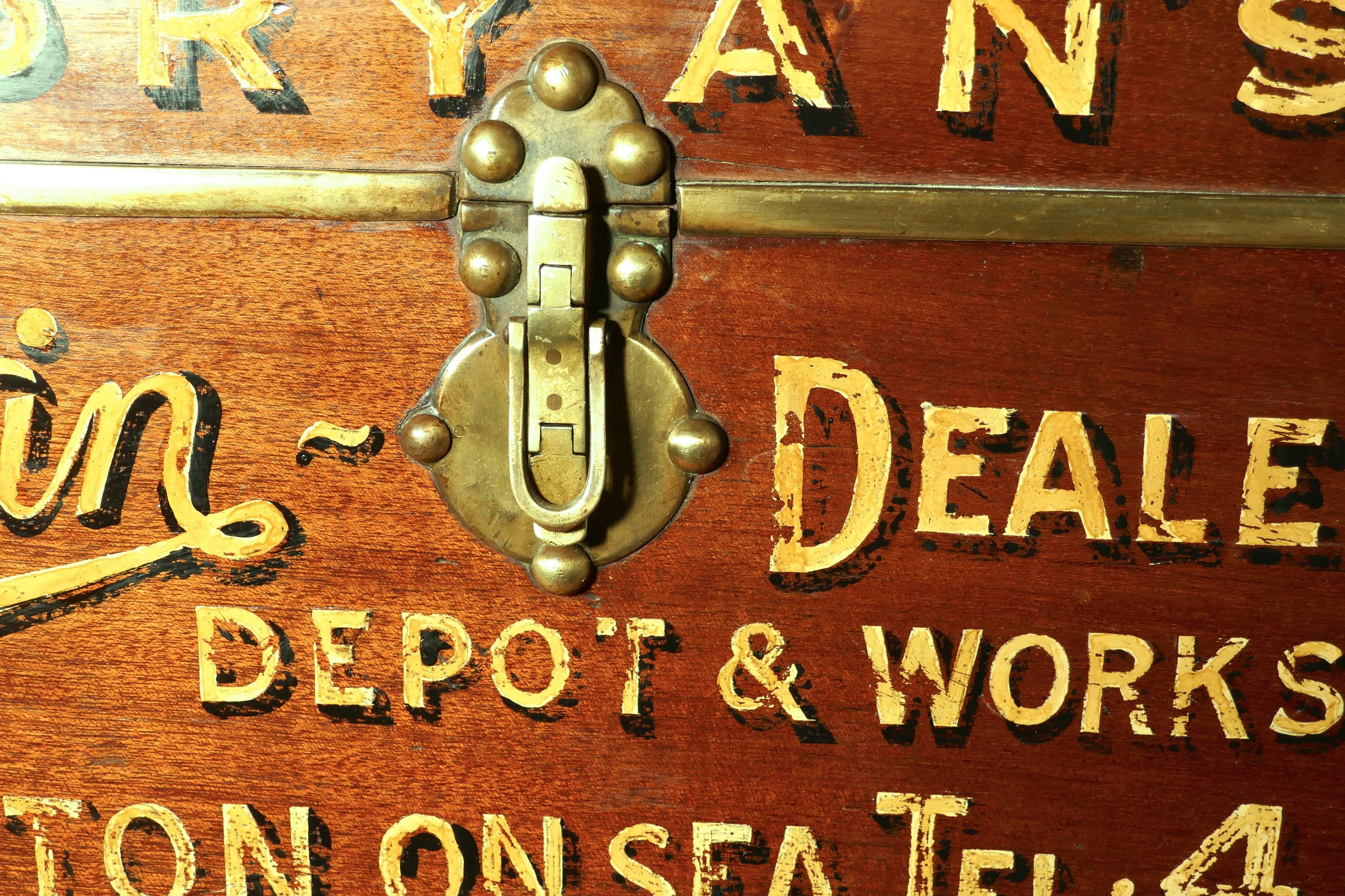 Mahogany Automobile Running Board Tool Box for Vintage Car In Good Condition In Godshill, Isle of Wight