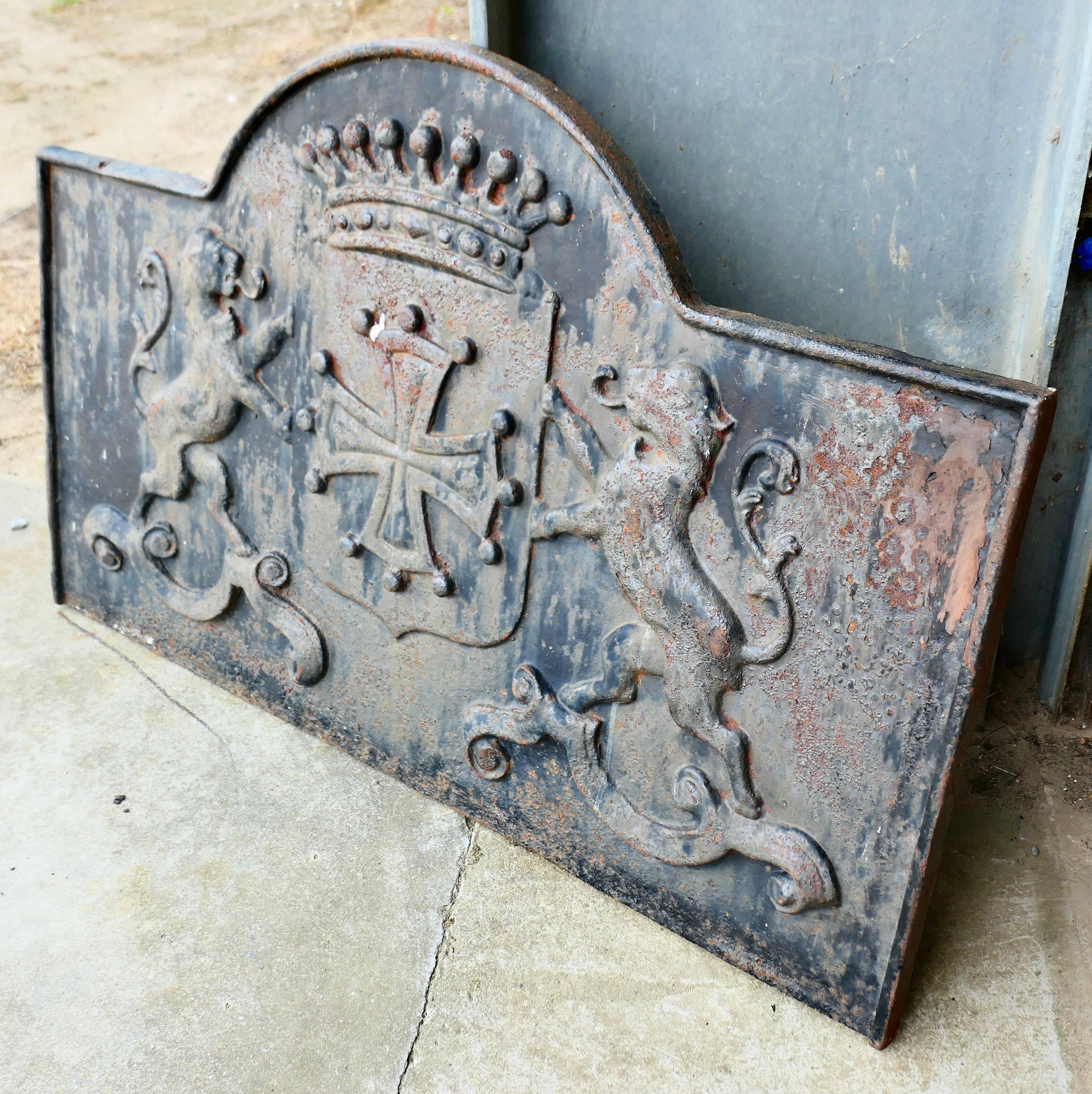 Mid-20th Century Arch Top Fire Back, Crown, Shield, Cross and Lions For Sale