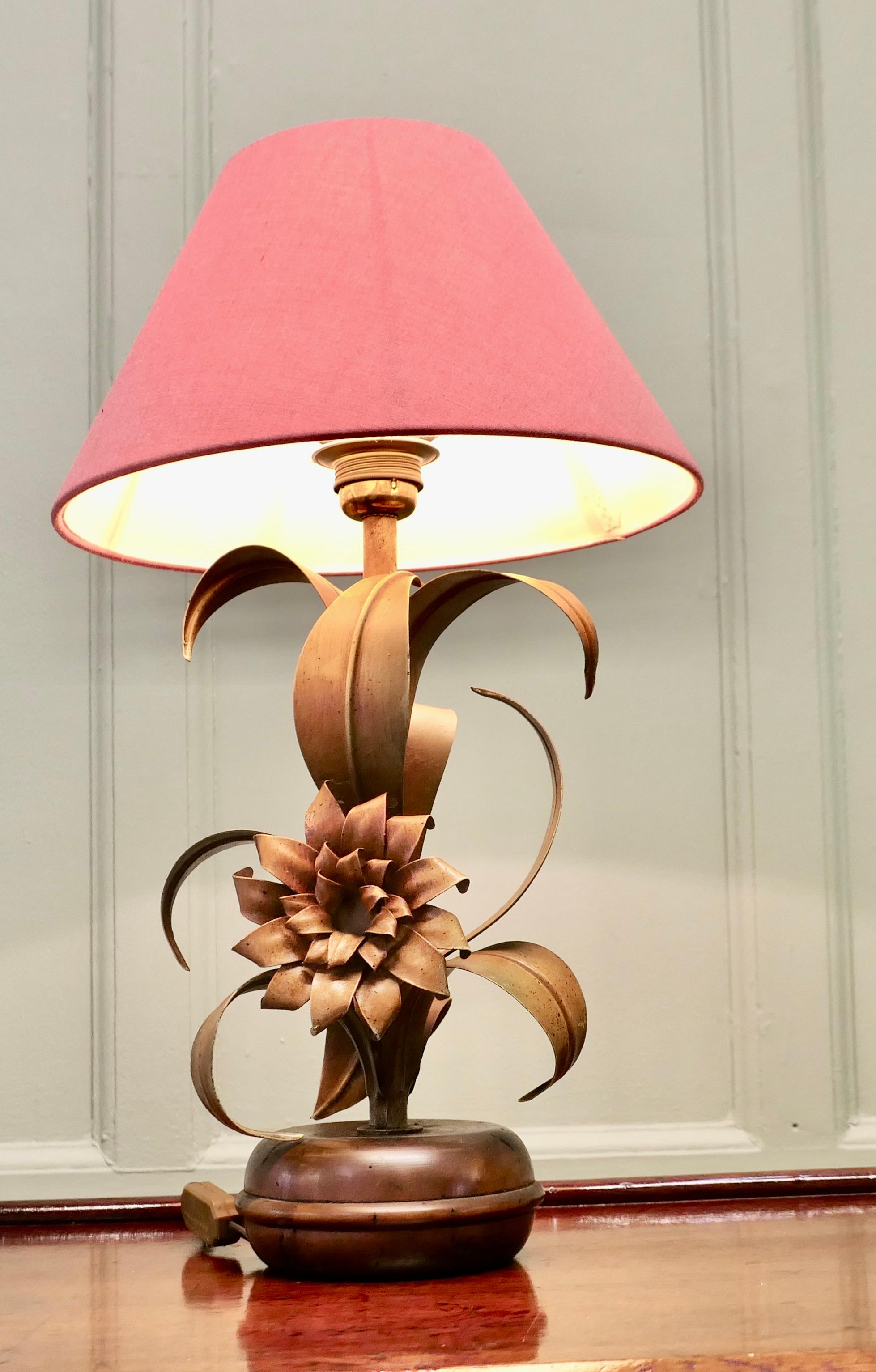 Mid-Century Modern French Painted Toleware Conservatory  Table Lamp For Sale