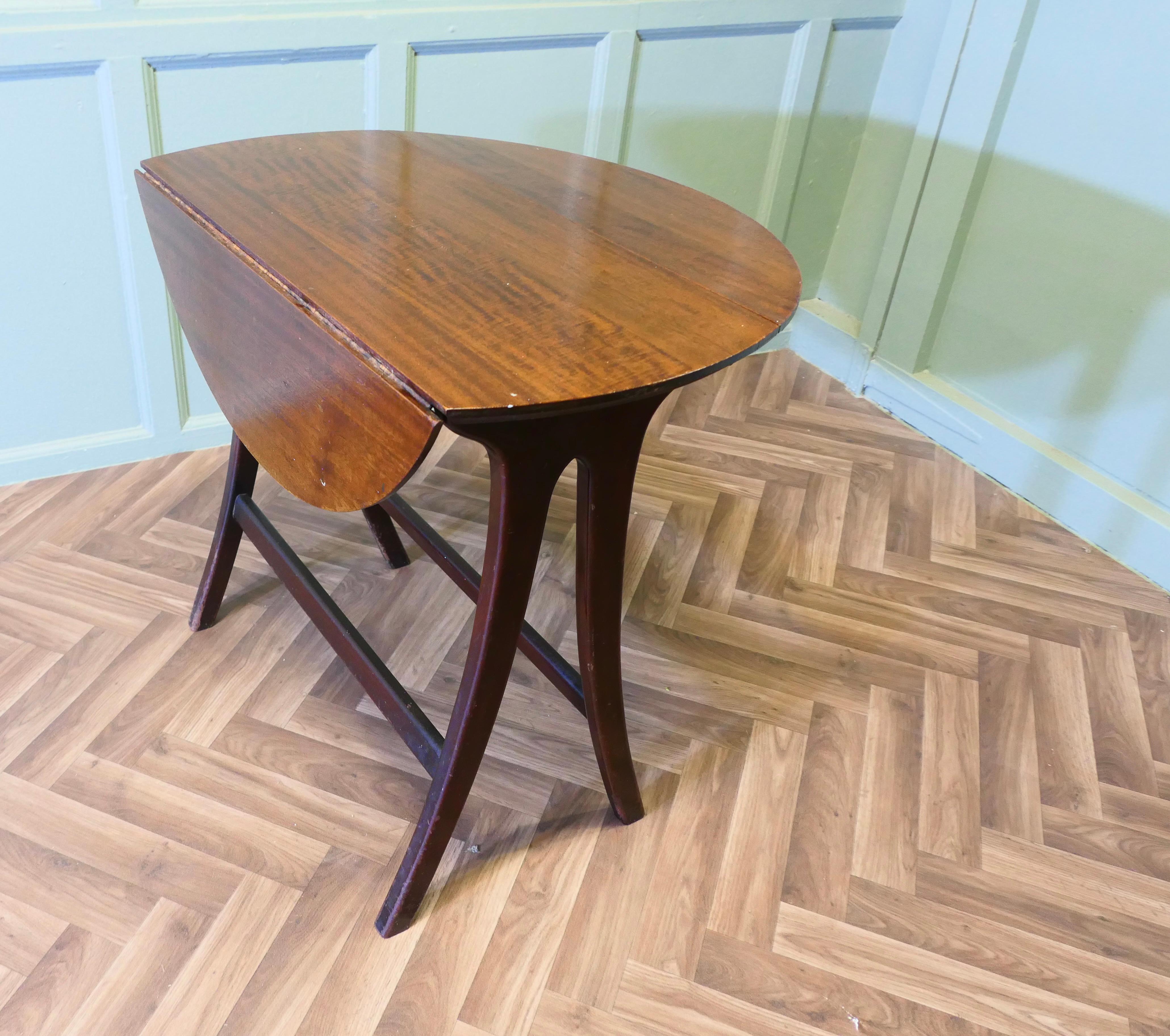 Very Retro Stylish 1950s Snap Top Dining Table for 2 For Sale 1
