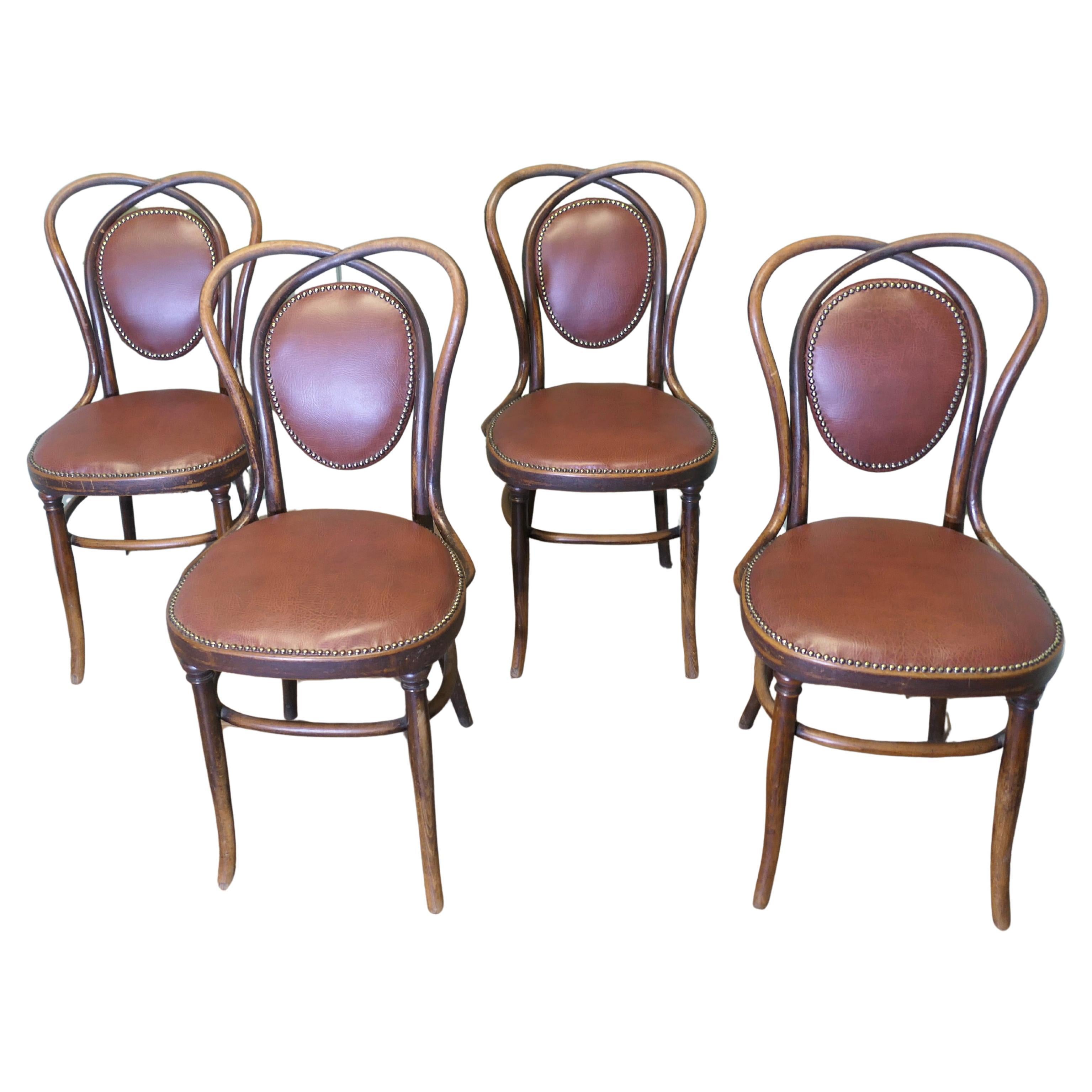 Set di 4 sedie Thonet Bistro Bentwood   Un bel set robusto di 4 sedie da caffè in vendita