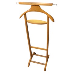 Italian Mid Century Gentleman’s Floor Standing Valet or Suit Hanger