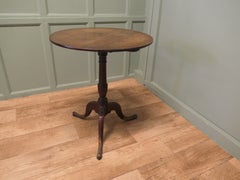 A Good Solid Country Oak Tilt Top Table This is a Georgian Piece