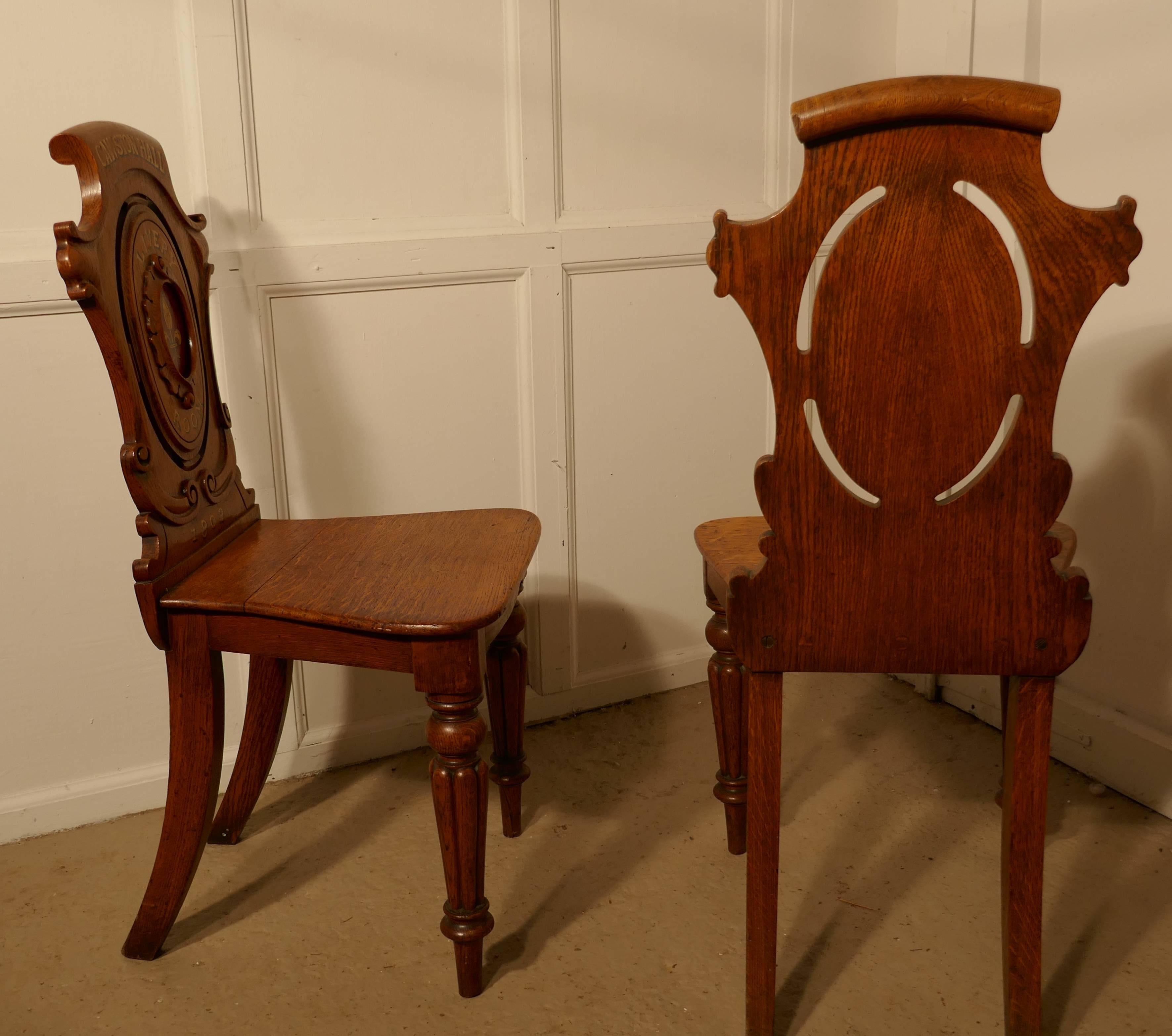 William IV Early 19th Century Golden Oak Hall Chairs, from Cawston Hall Livery Room For Sale