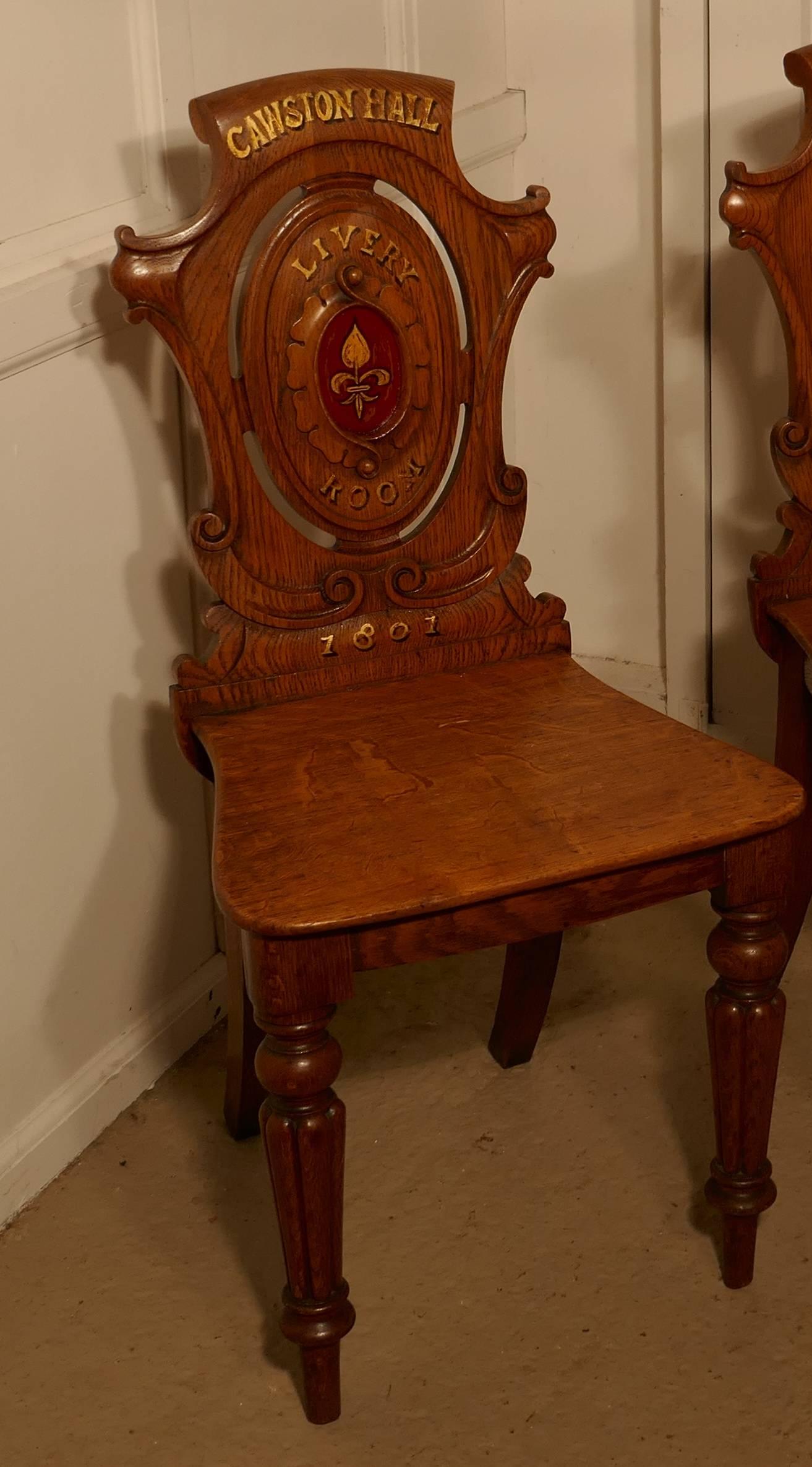 Early 19th Century Golden Oak Hall Chairs, from Cawston Hall Livery Room In Good Condition For Sale In Chillerton, Isle of Wight