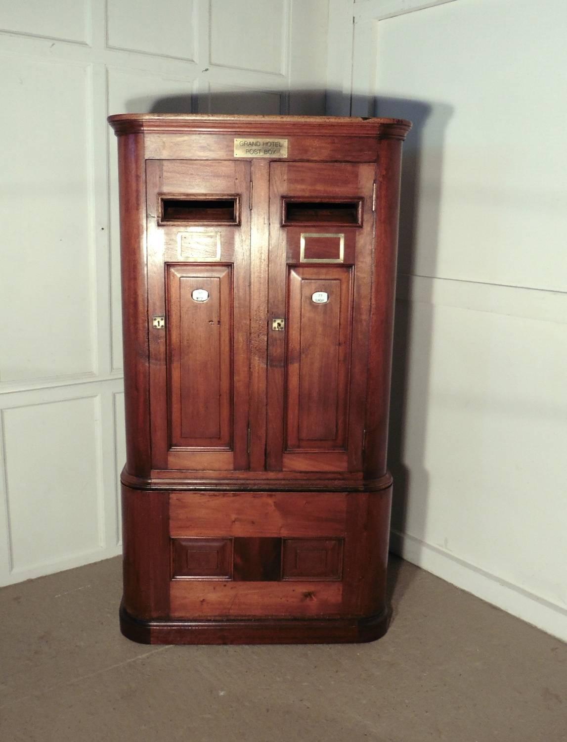 Large 19th Century Victorian Grand Hotel Post Box, Country House Letter Box 3