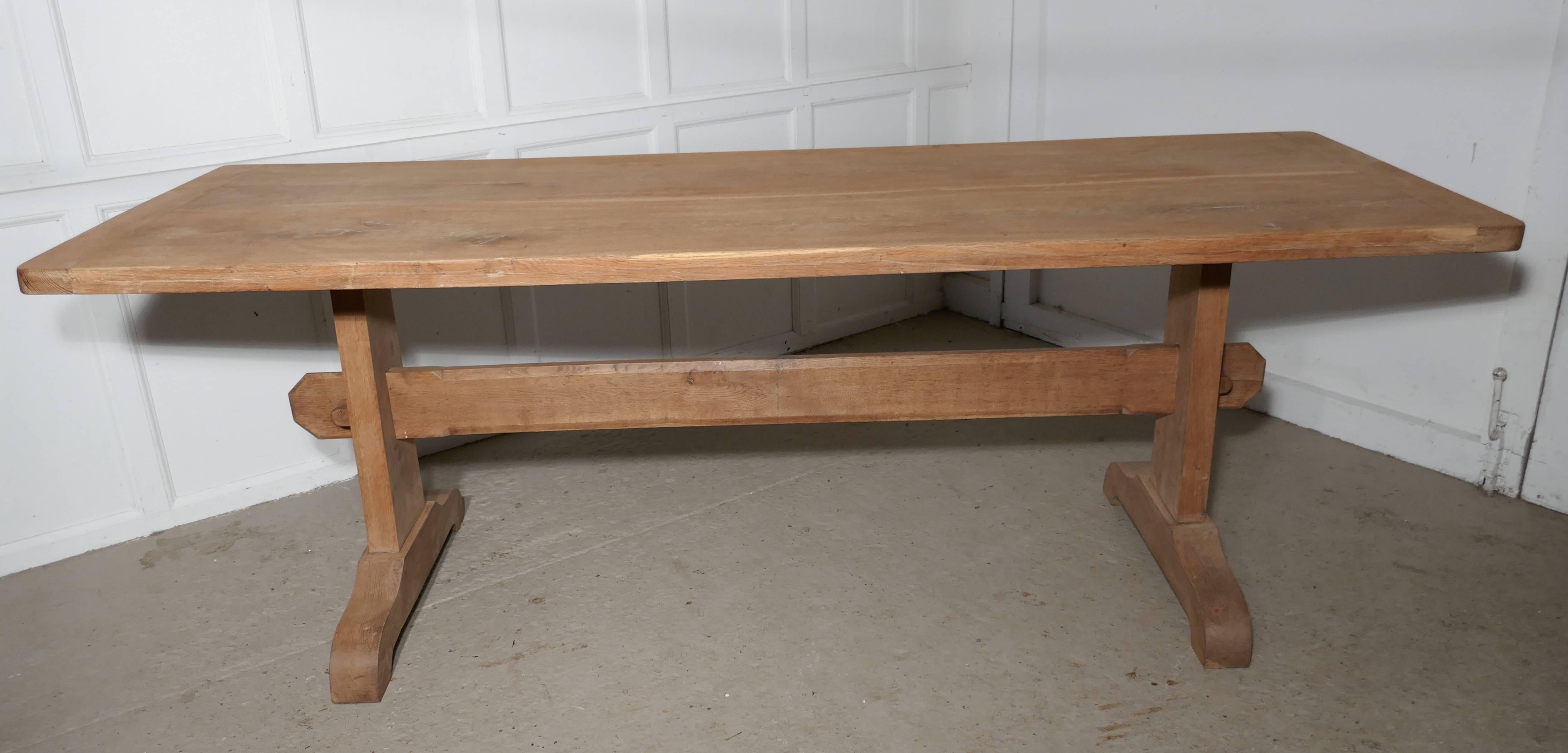 19th Century Arts and Crafts Bleached Oak Refectory Table In Distressed Condition In Chillerton, Isle of Wight