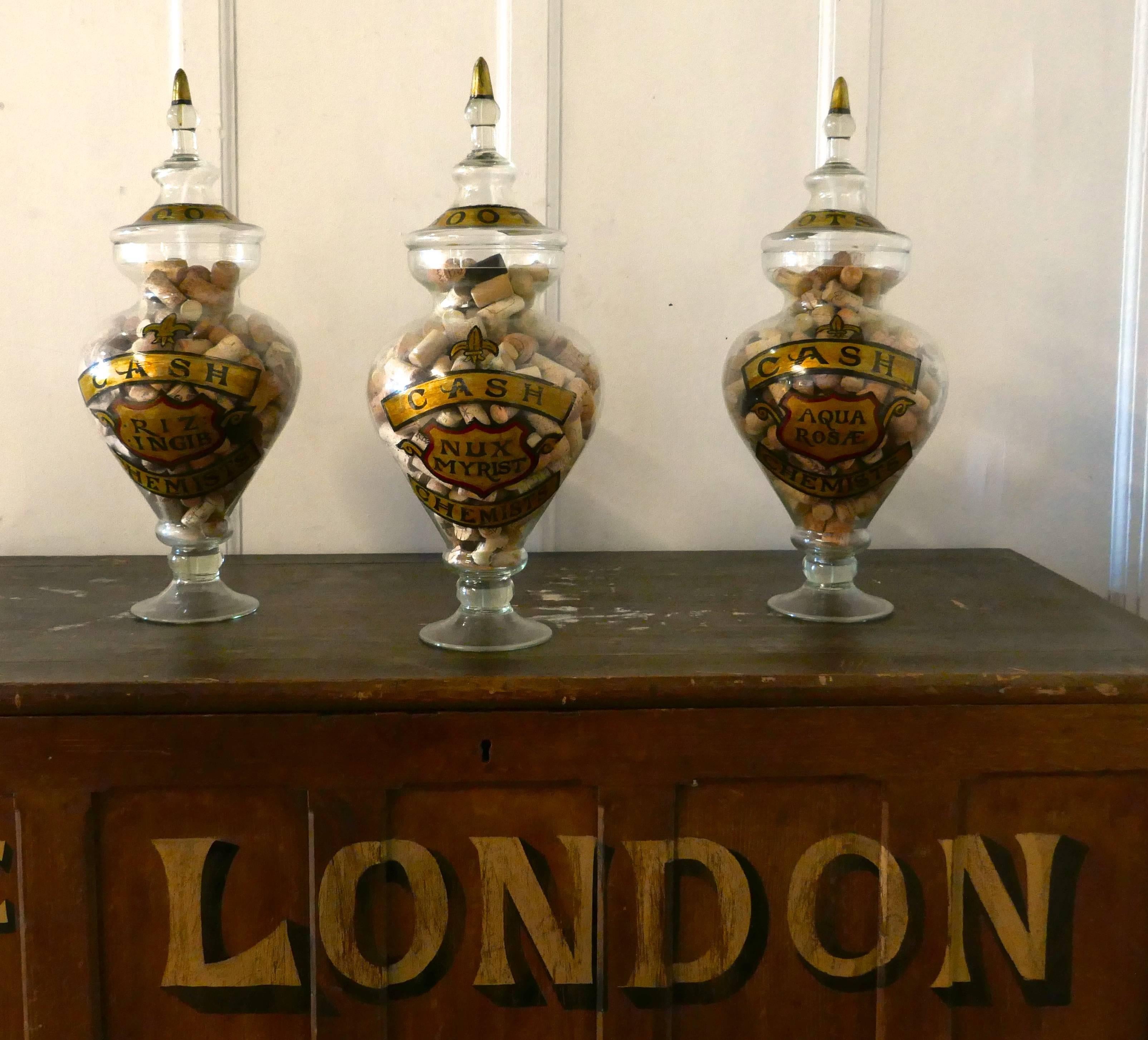 Collection of Three Very Large Apothecary or Old Boots Chemist Jars Shop Display In Good Condition In Godshill, Isle of Wight