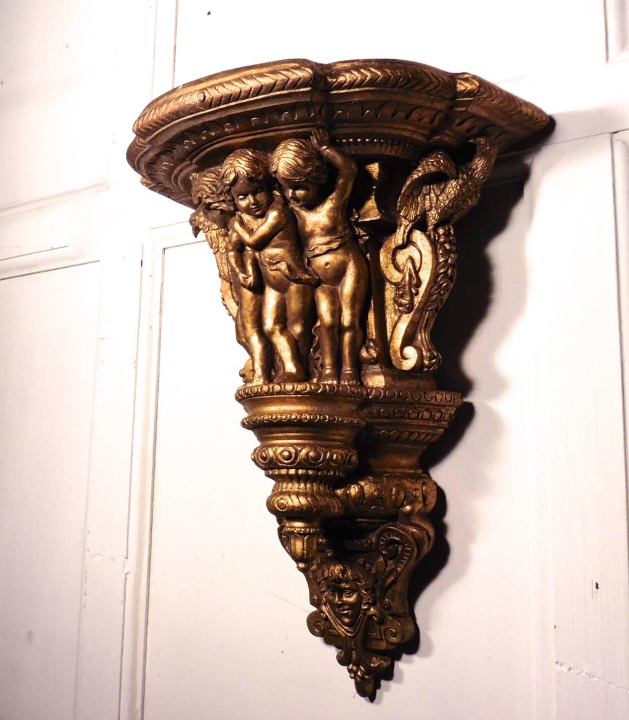 19th Century Carved Wood Gilt Wall Bracket, Putti, Eagles In Good Condition In Chillerton, Isle of Wight