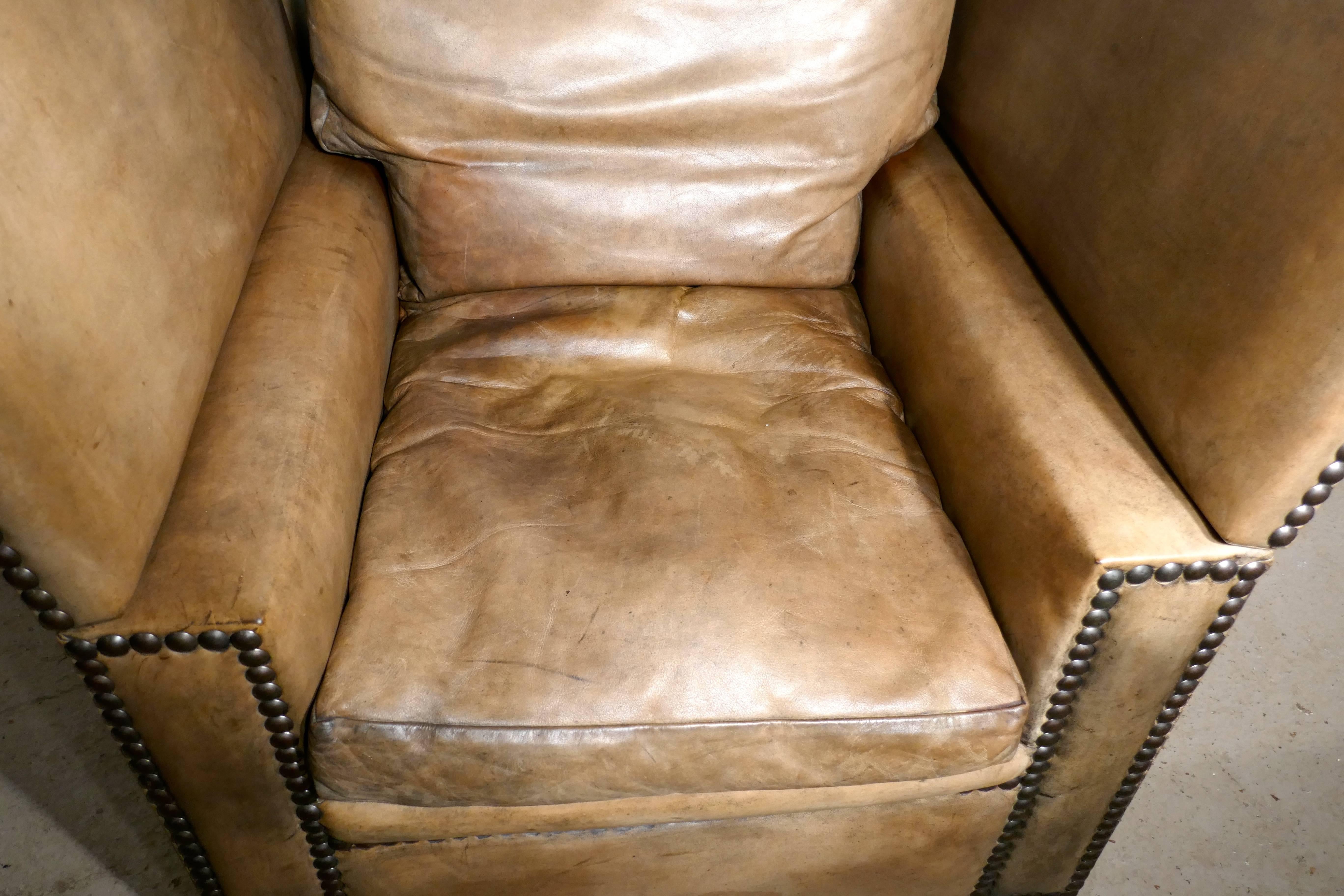 Large Victorian Soft Leather Knole Armchair In Fair Condition In Chillerton, Isle of Wight