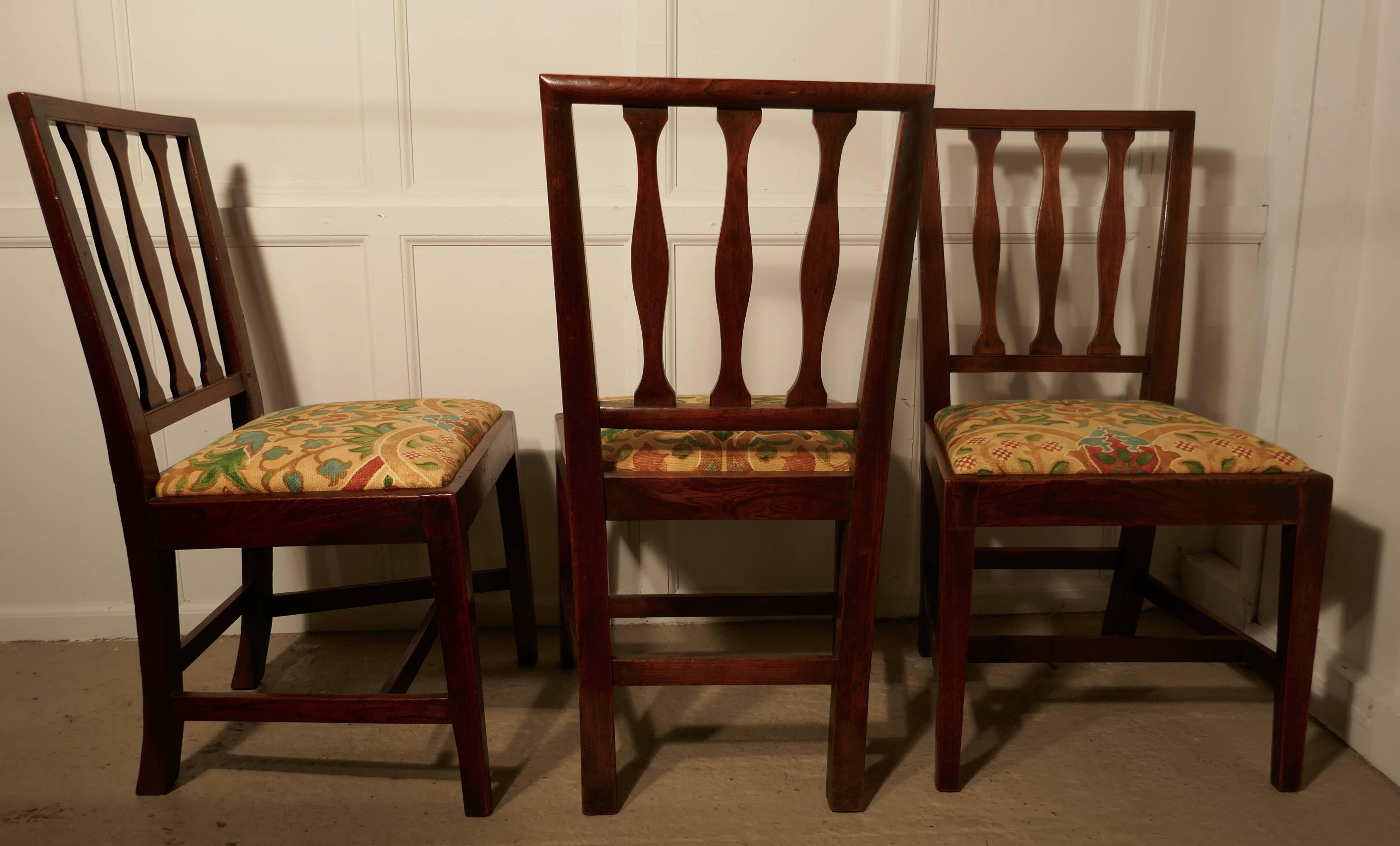 George III Set of Six Georgian Elm Country Dining Chairs, Liberty Fabric Upholstery 