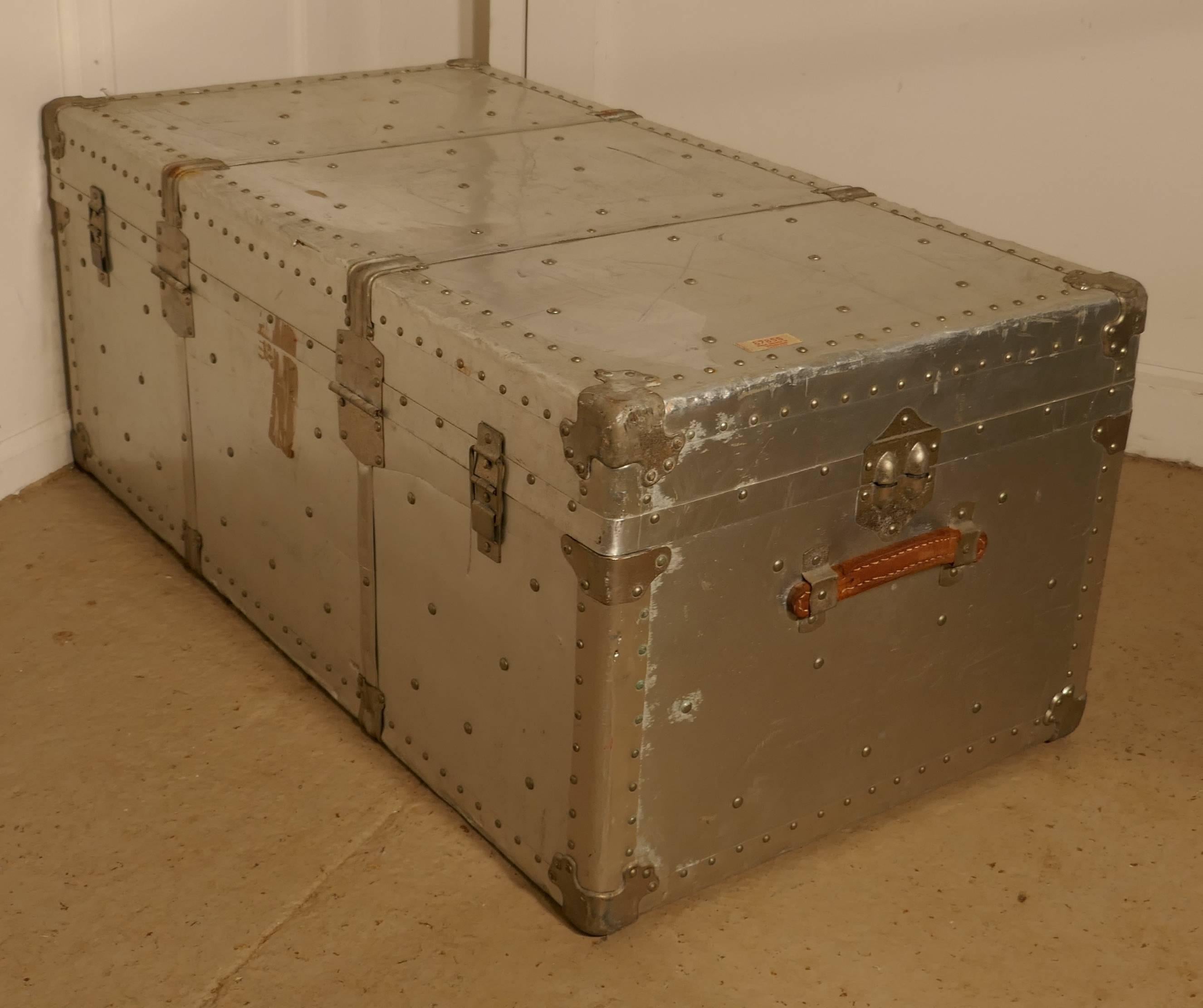 English Large 1930s Lined Aluminium Trunk Airline Suitcase