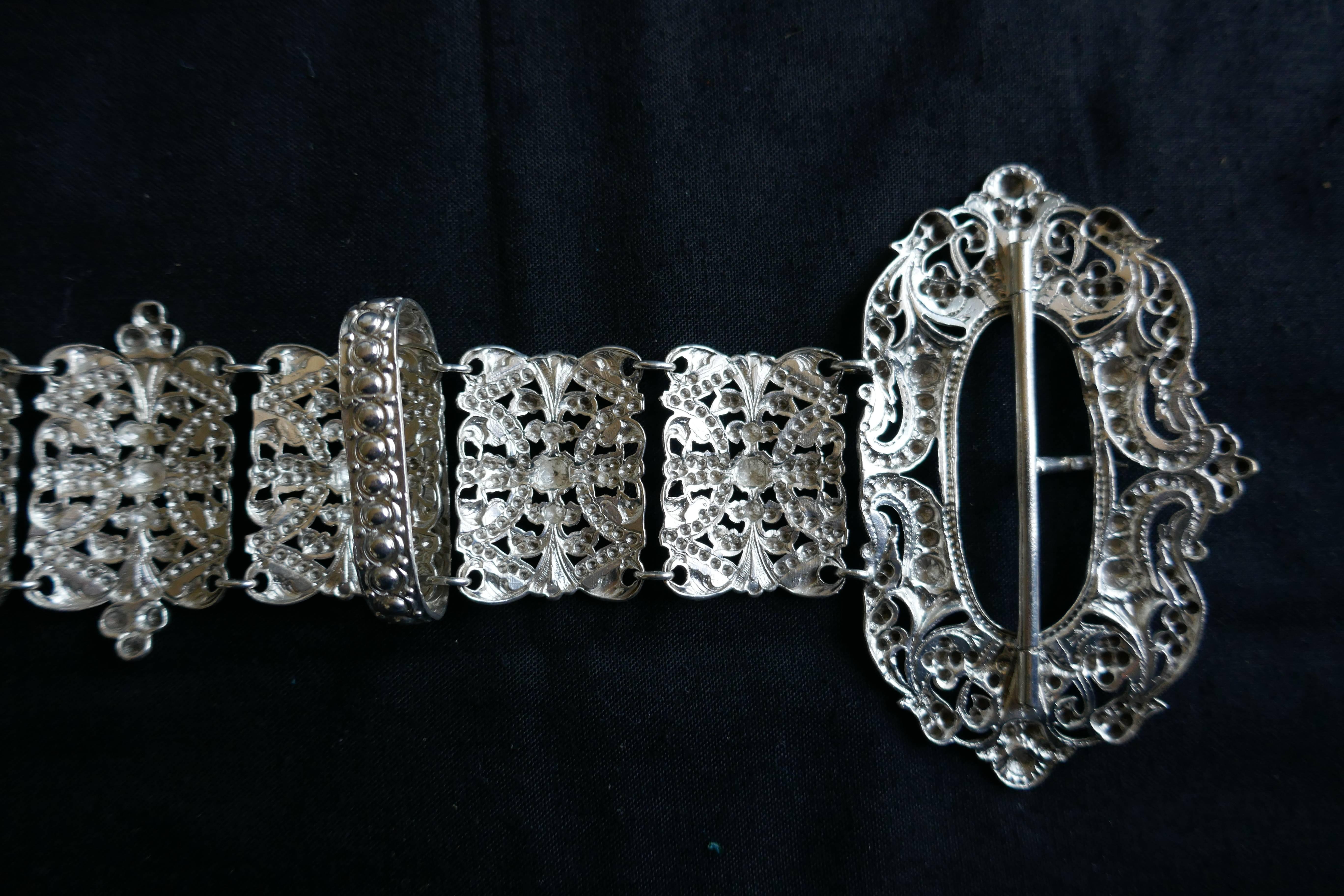 French Arts and Crafts Silver Belt, Articulated Links with Chatelaine Ring For Sale 1