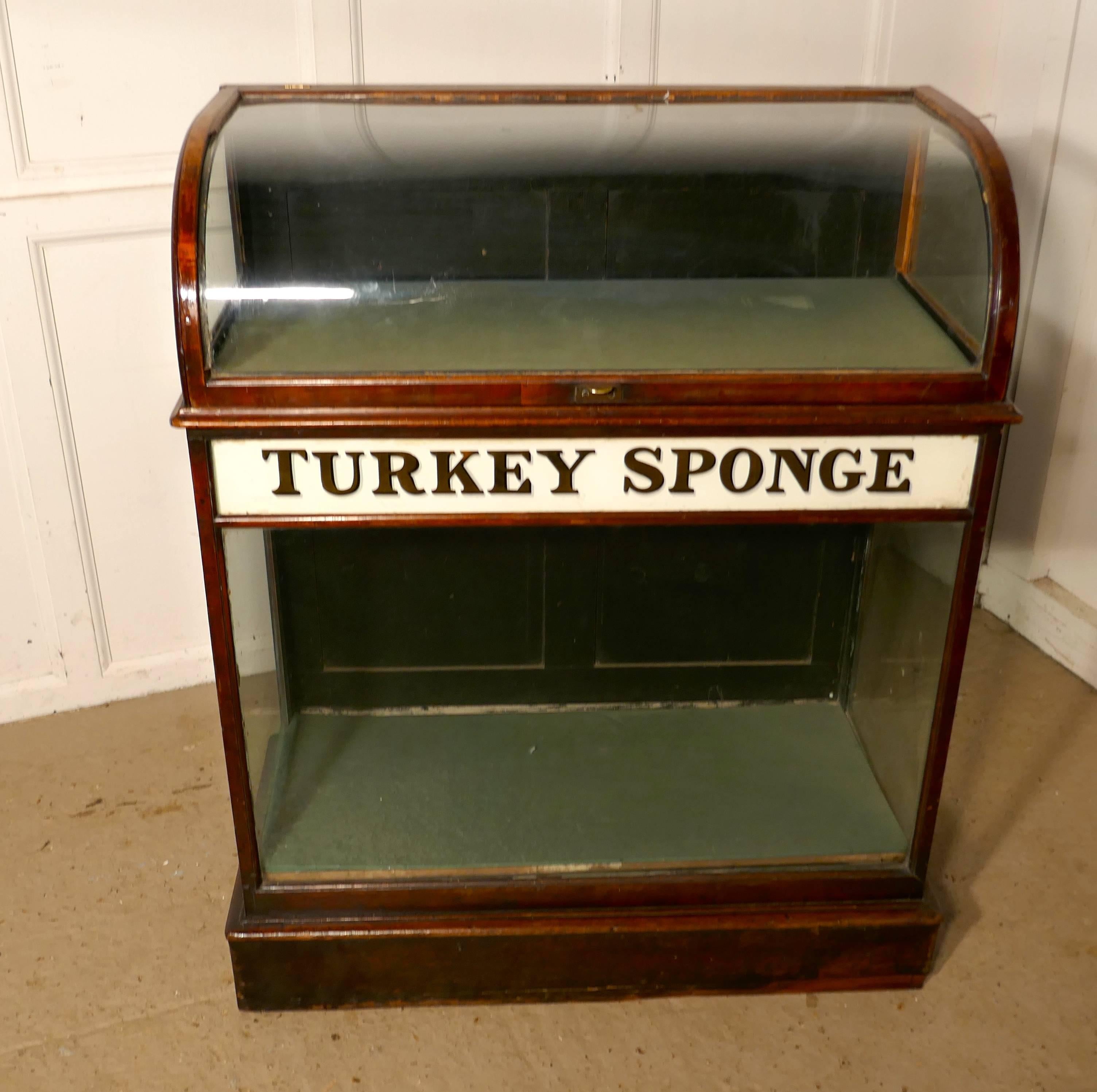 Apotheker-Vitrinenschrank, Turkey Sponge  im Zustand „Gut“ im Angebot in Chillerton, Isle of Wight