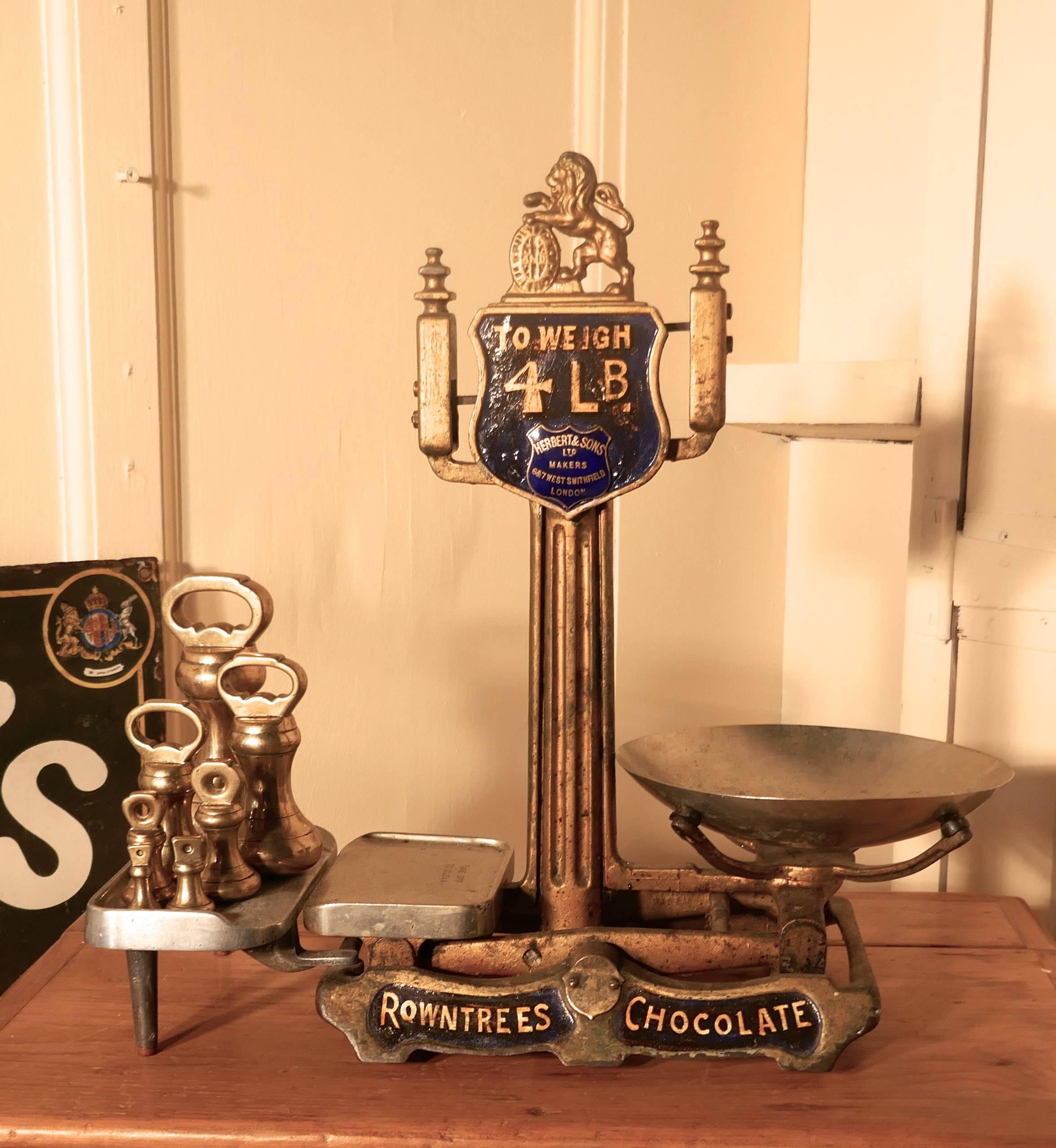 19th Century Set of Rowntree’s Sweetshop Scales with Brass Bell Weights In Good Condition In Chillerton, Isle of Wight