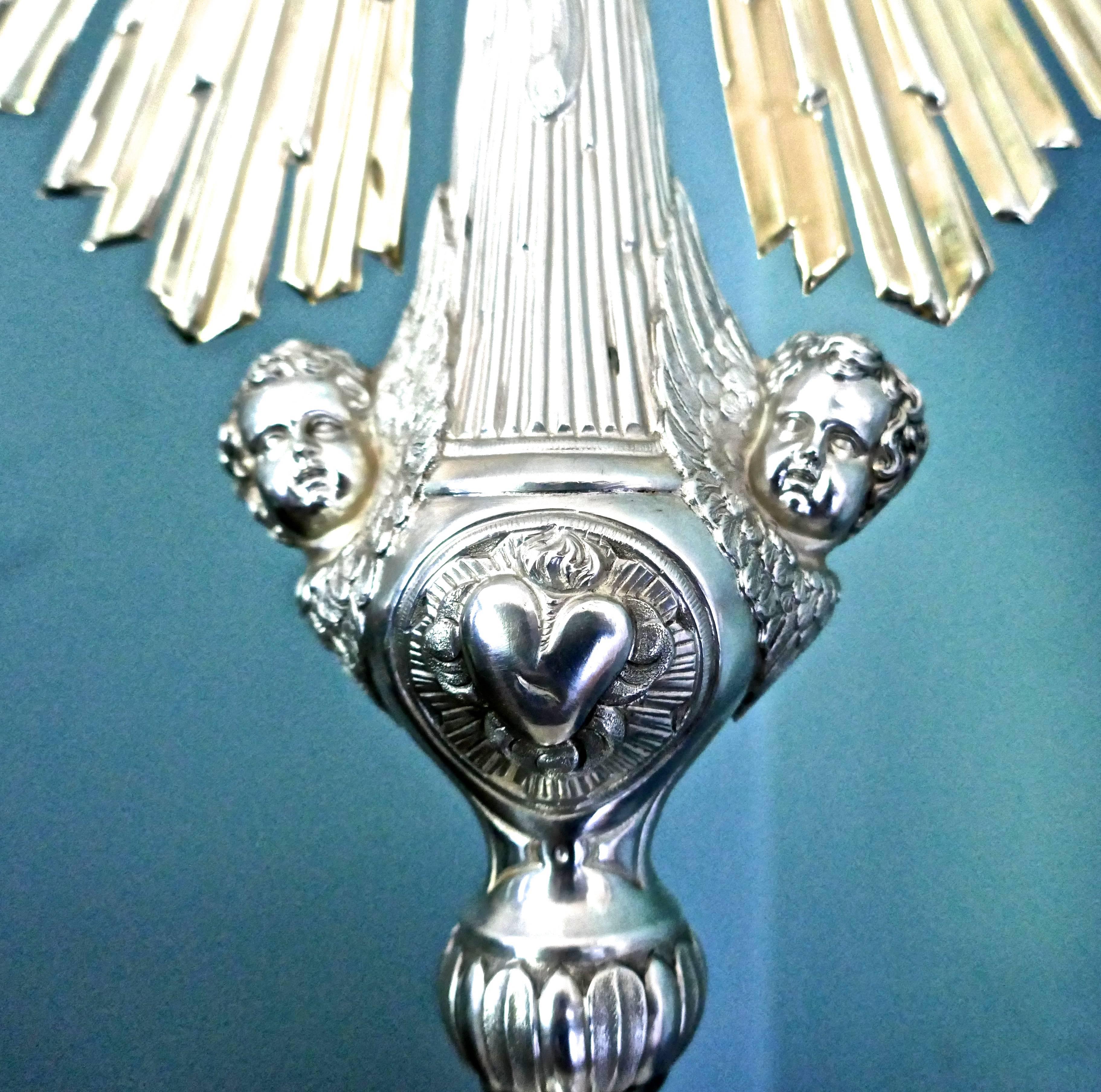 19th Century French Sterling Silver and Vermeli Monstrance Decorated with Cherubs