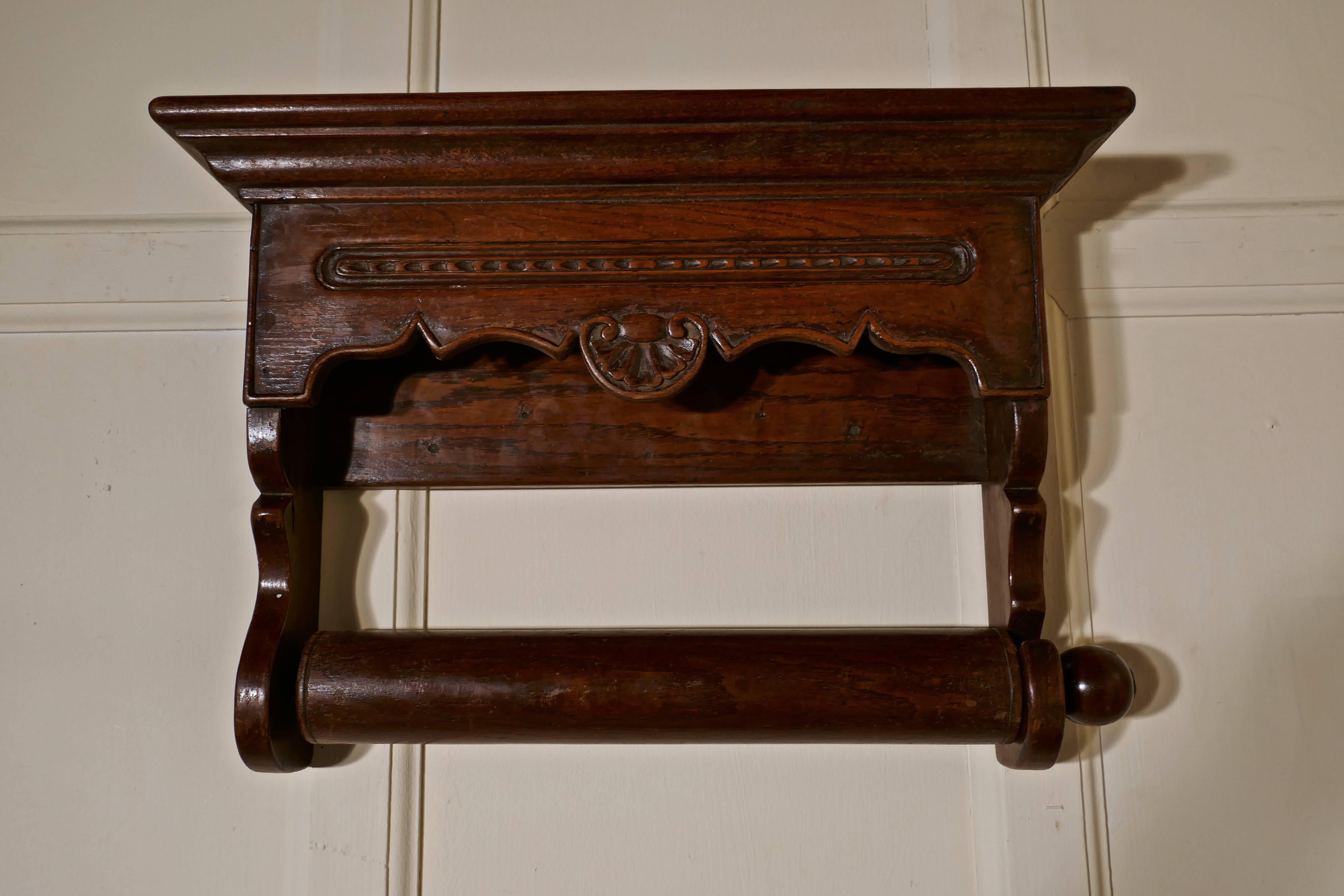 19th Century Bretton Carved Oak Towel Rail In Good Condition In Chillerton, Isle of Wight