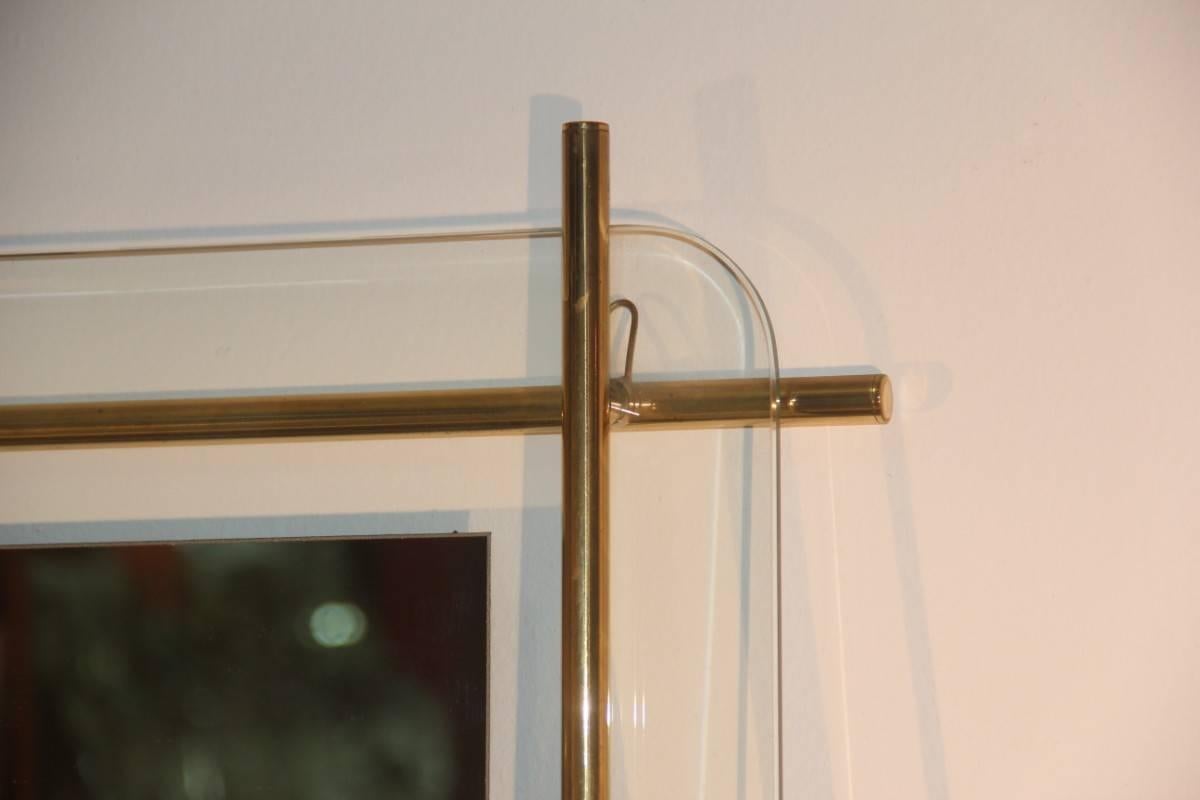 Minimal Square Wall Mirror Sculptural Brass Gold Italian Design, 1970s For Sale 1