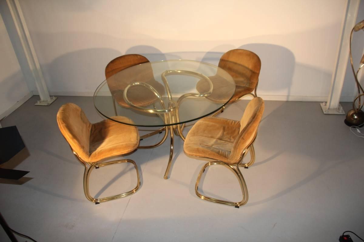 Round Gold Brass Table  Whit Chairs Gastone Rinaldi RIMA Italian Design  1970s  In Good Condition In Palermo, Sicily