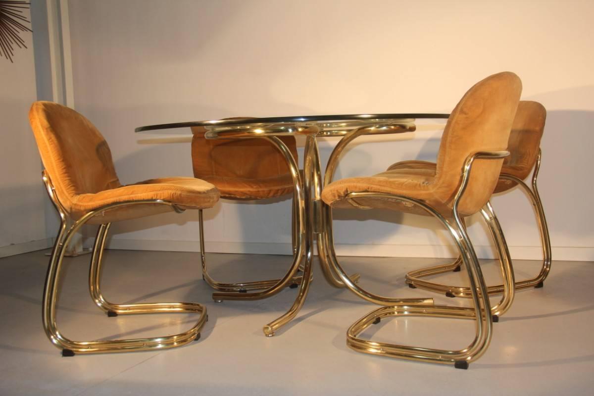 Round Gold Brass Table  Whit Chairs Gastone Rinaldi RIMA Italian Design  1970s  2