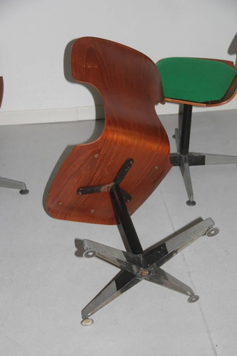 Chaises originales Carlo Ratti en bois cintré du milieu du siècle Design italien en vente 3