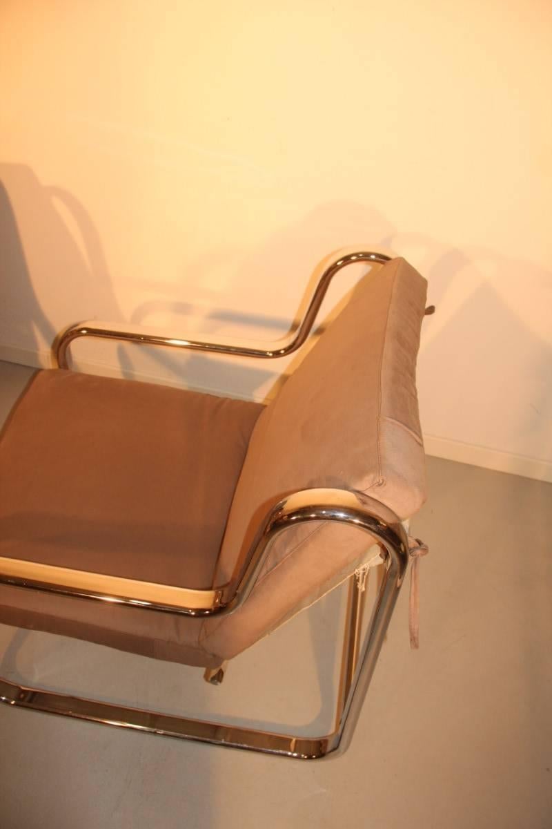 Minimal pair of armchairs 1970s Italian design chromed metal.