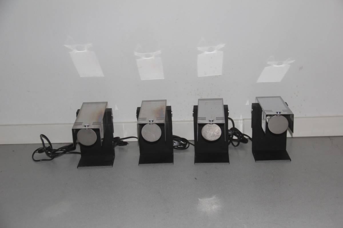 Minimalistische minimalistische Tischlampe aus Stahl, 1970er Jahre (Italienisch) im Angebot