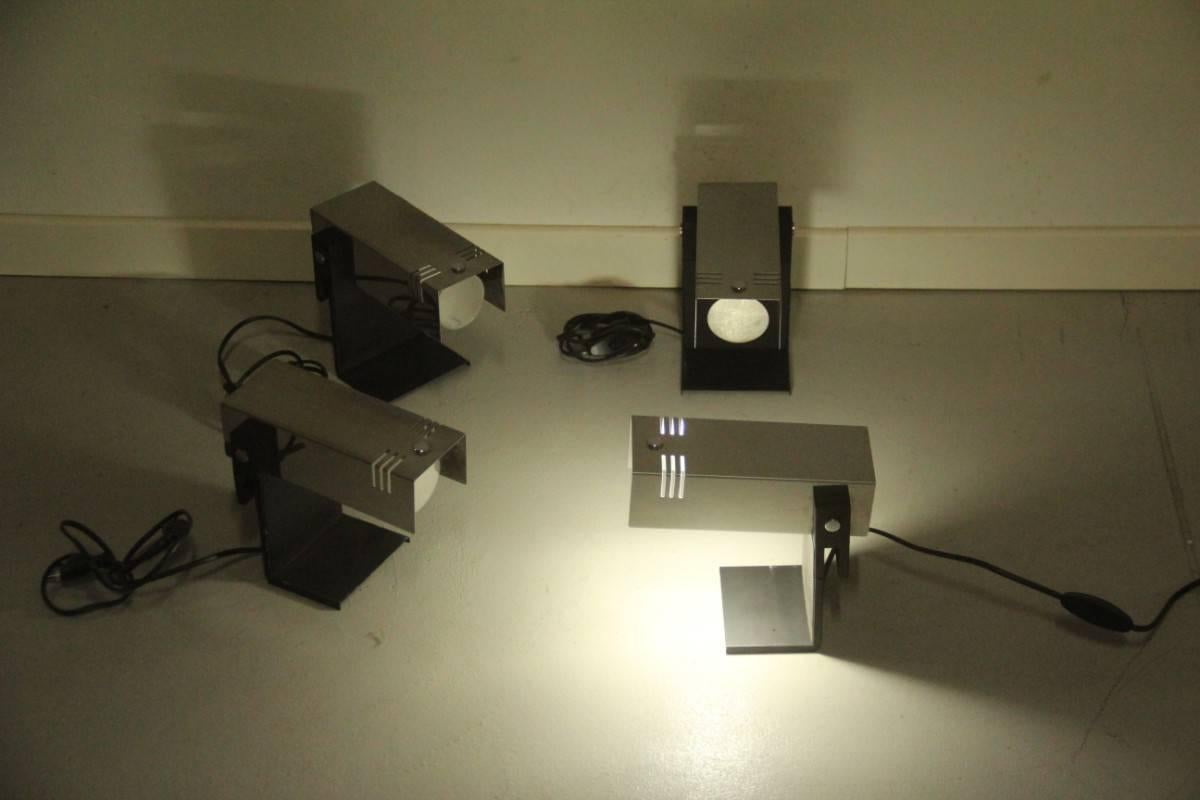 Minimalistische minimalistische Tischlampe aus Stahl, 1970er Jahre im Angebot 2