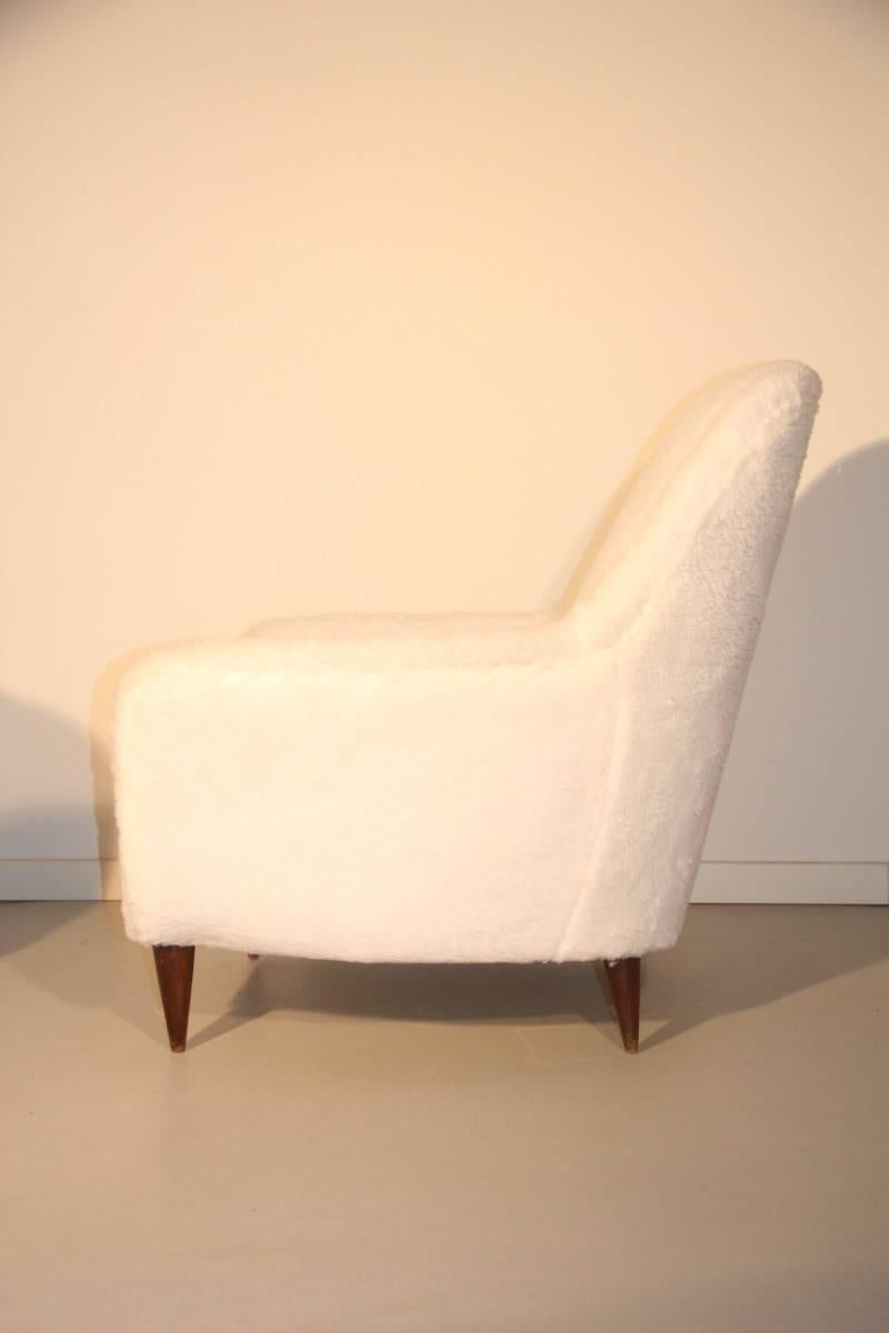 Mid-Century Modern Pair of Mid-Century Italian Armchairs, 1950s White Peluche Plush