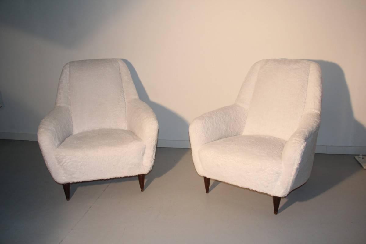 Pair of Mid-Century Italian Armchairs, 1950s White Peluche Plush 3