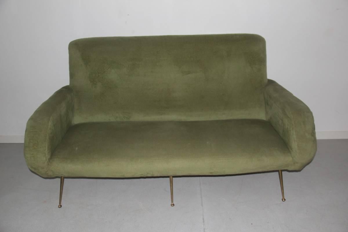 Italian Mid-Century design sofa Peluche 1950s original fabric, designed by Gigi Radice, manufactured by Renzo Minotti, Meda, circa 1957. Including shipping worldwide.