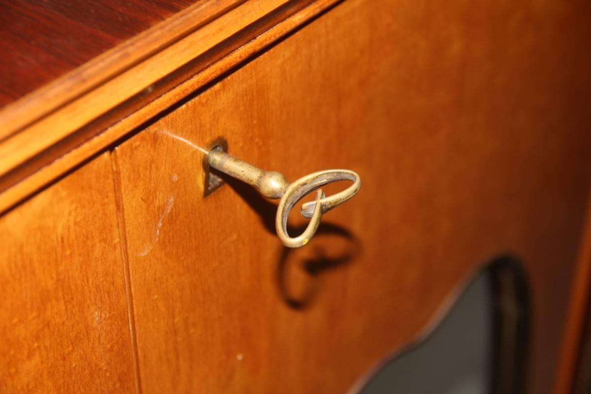 Petit meuble de rangement rare de bar du milieu du siècle dernier design italien d'Osvaldo Borsani en vente 2