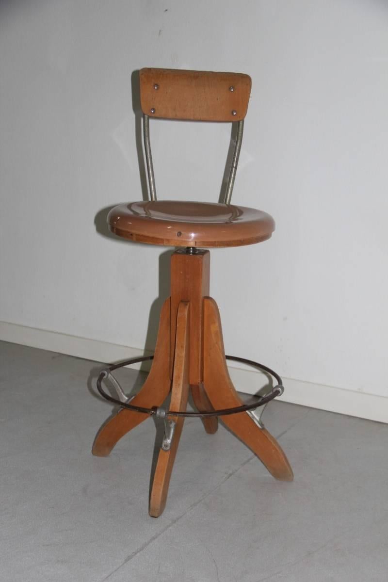 Rotating stool 1950s Minimalist design, French design.