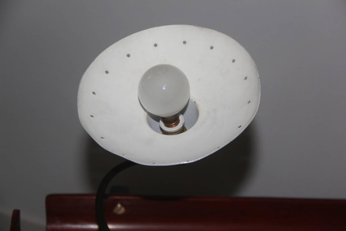 Originale lampada da tavolo italiana di metà secolo, in stile Stilnovo.