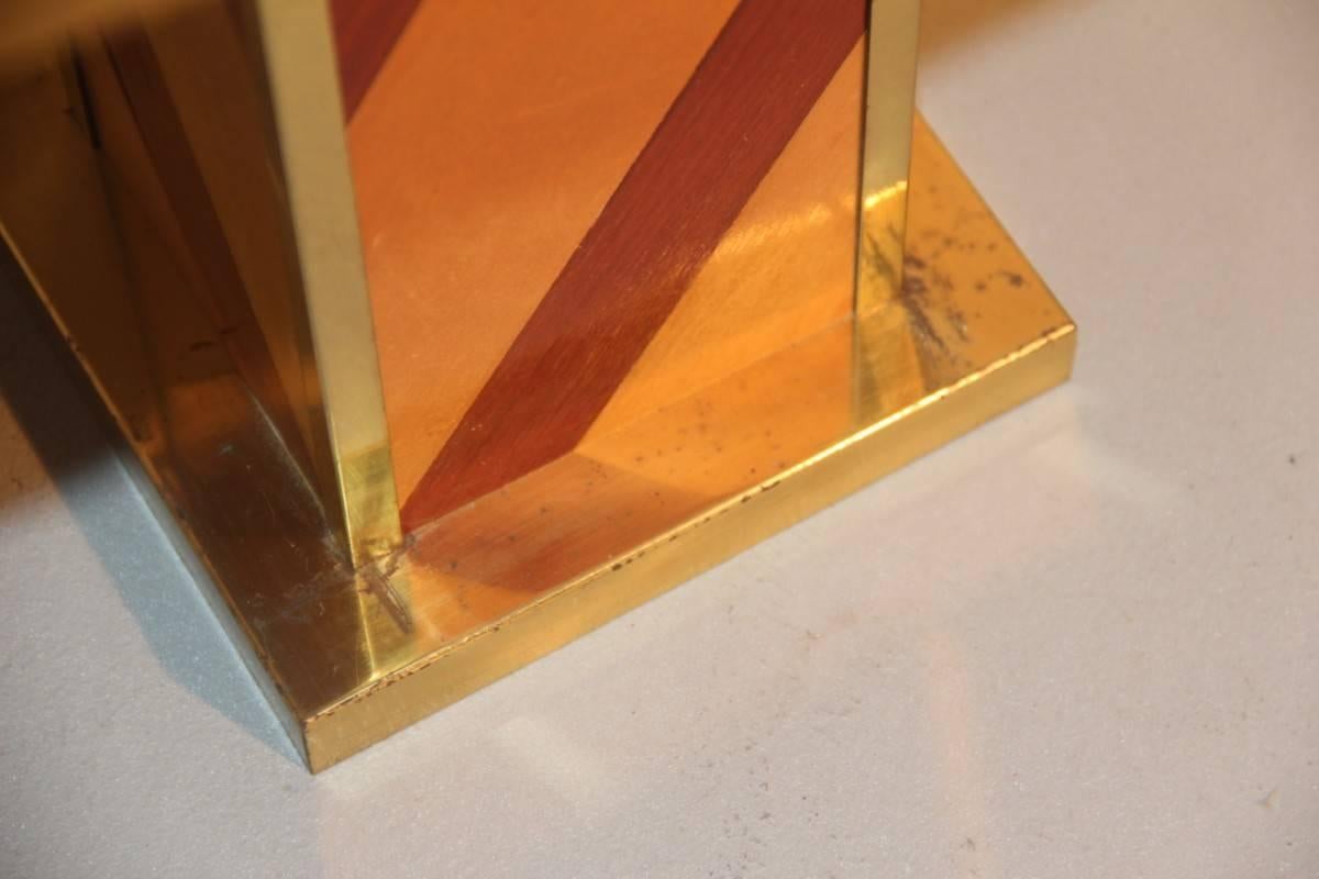 Lámpara de sobremesa de madera y latón, diseño italiano de 1970 finales del siglo XX en venta