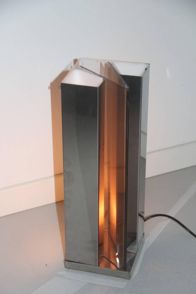 Sculpture Minimalist Table Lamp Attributed to New Lamp 1970 Pop Art In Good Condition For Sale In Palermo, Sicily