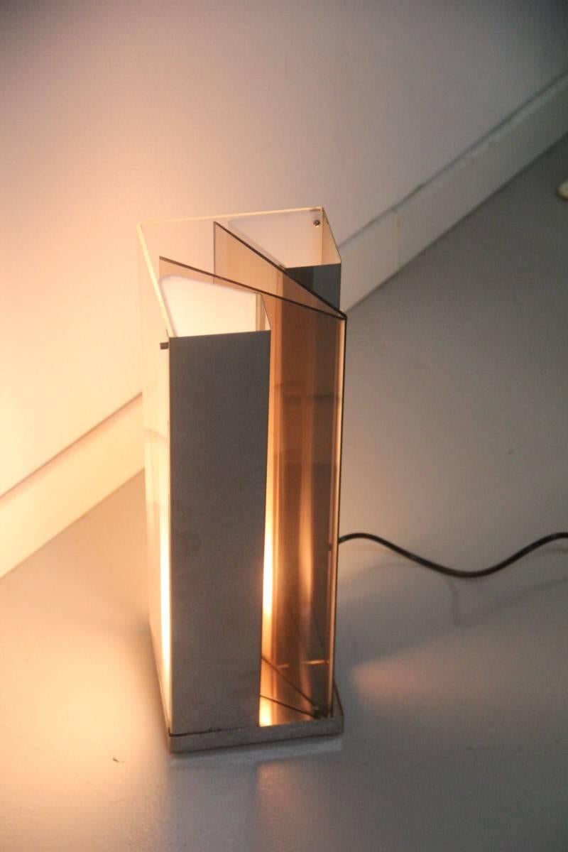 Steel Sculpture Minimalist Table Lamp Attributed to New Lamp 1970 Pop Art For Sale