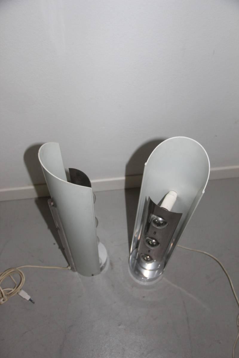 Minimal Minimalistische Tischlampe im Tronconi-Design, Pop Art, Italienisches Design (Stahl) im Angebot