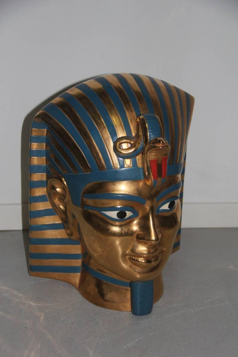 Grande sculpture égyptienne, céramique des années 1970, design italien, turquoise et or en vente 4