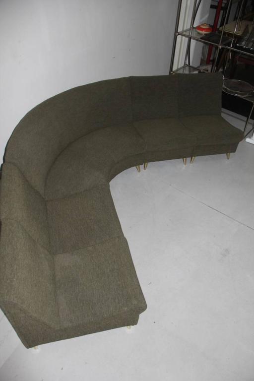 Elegant Modular Curved Sofa Italian Mid-Century Design Zanuso Green Brass Feat  For Sale 1