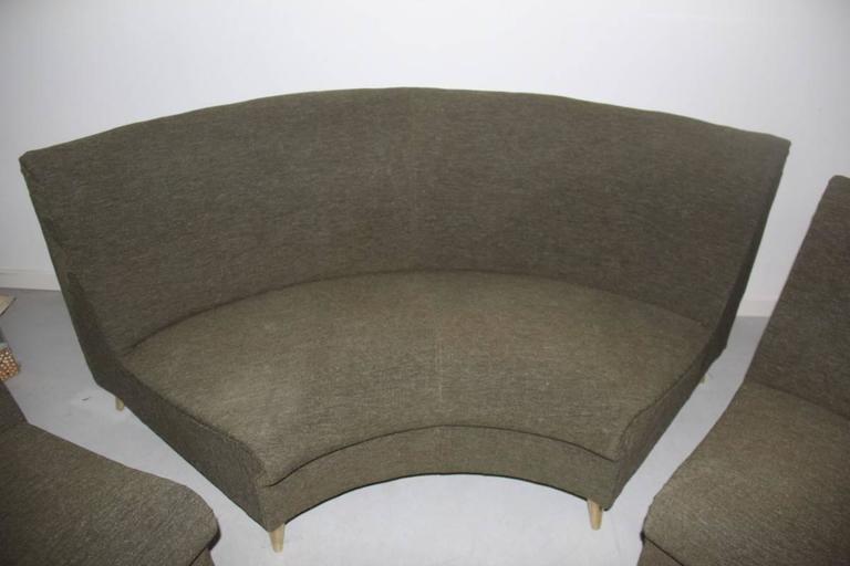 Elegant Modular Curved Sofa Italian Mid-Century Design Zanuso Green Brass Feat  For Sale 3