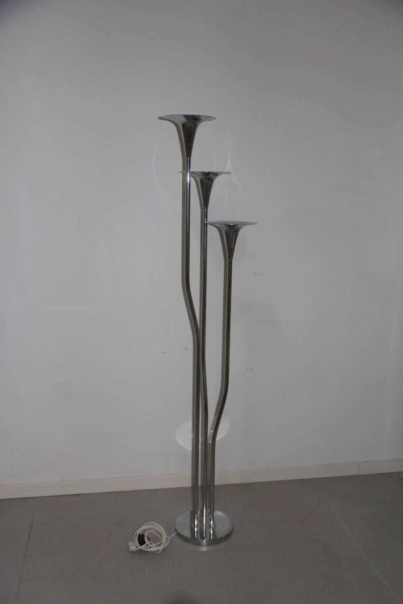 Mid-Century Modern Lampadaire Reggiani en forme de trompettes en acier, design italien, 1970 en vente