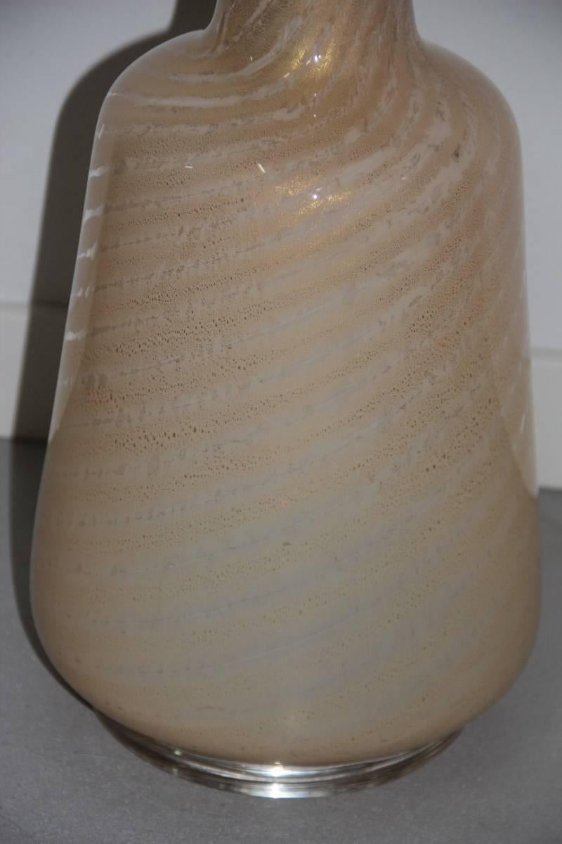 Or Grand vase en verre de Murano avec poussière dorée, Tommaso Barbi, années 1970  en vente