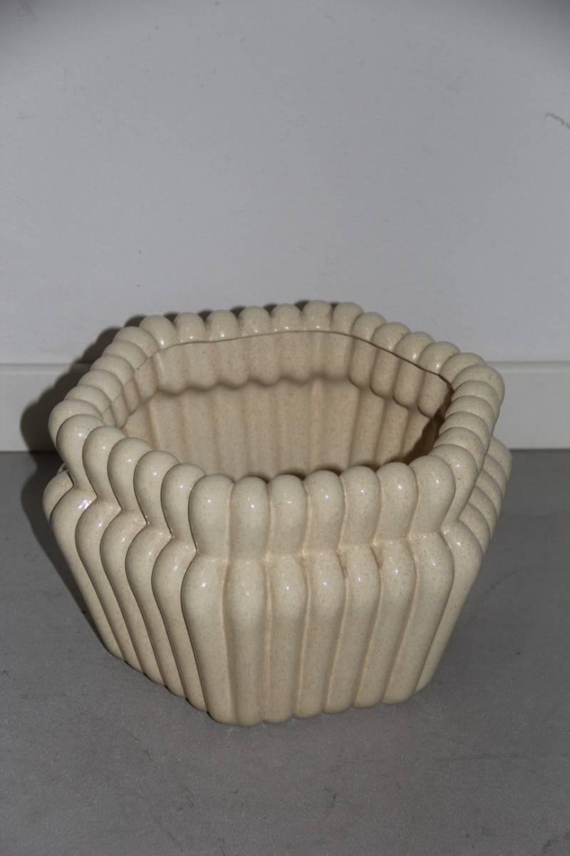 Tommaso Barbi ceramic vase Italian design, 1970s.
