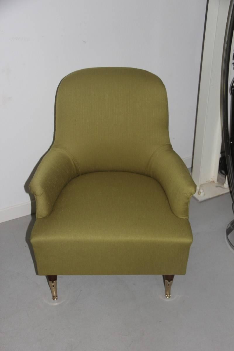 Milieu du XXe siècle Paire de fauteuils de design italien moderne du milieu du siècle dernier, design italien des années 1950, pieds en bois de laiton vert en vente